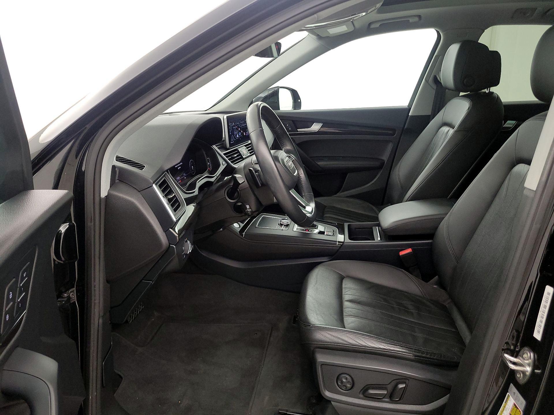 Thumbnail: 2019 Audi Q5 - 9
