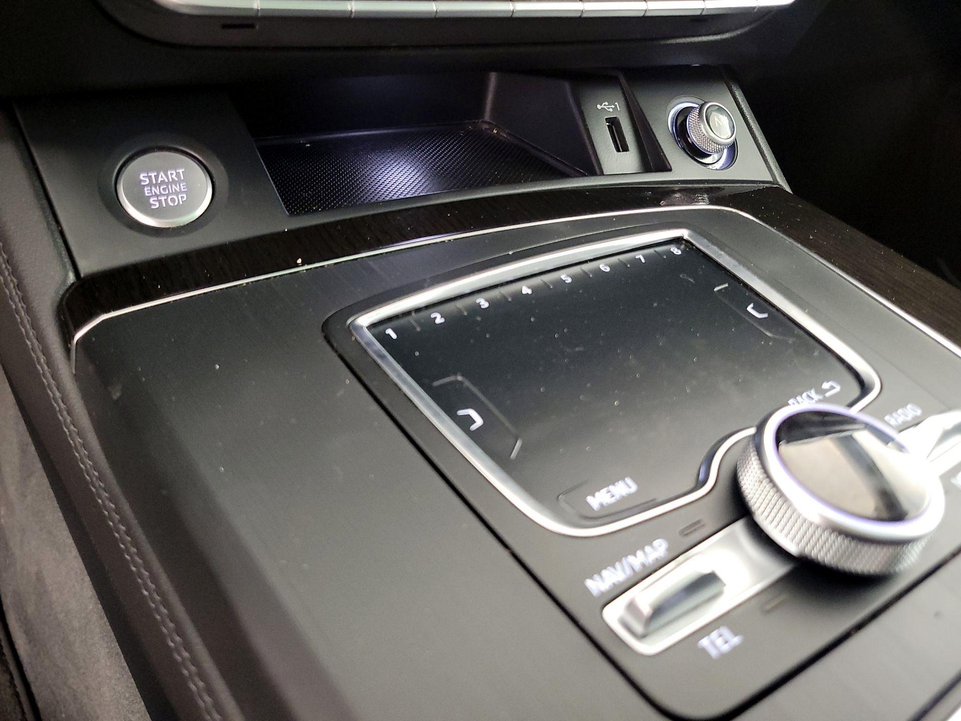 Thumbnail: 2019 Audi Q5 - 17