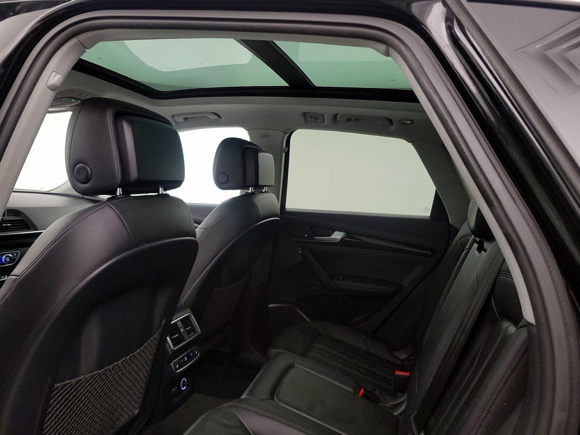 Thumbnail: 2019 Audi Q5 - 18