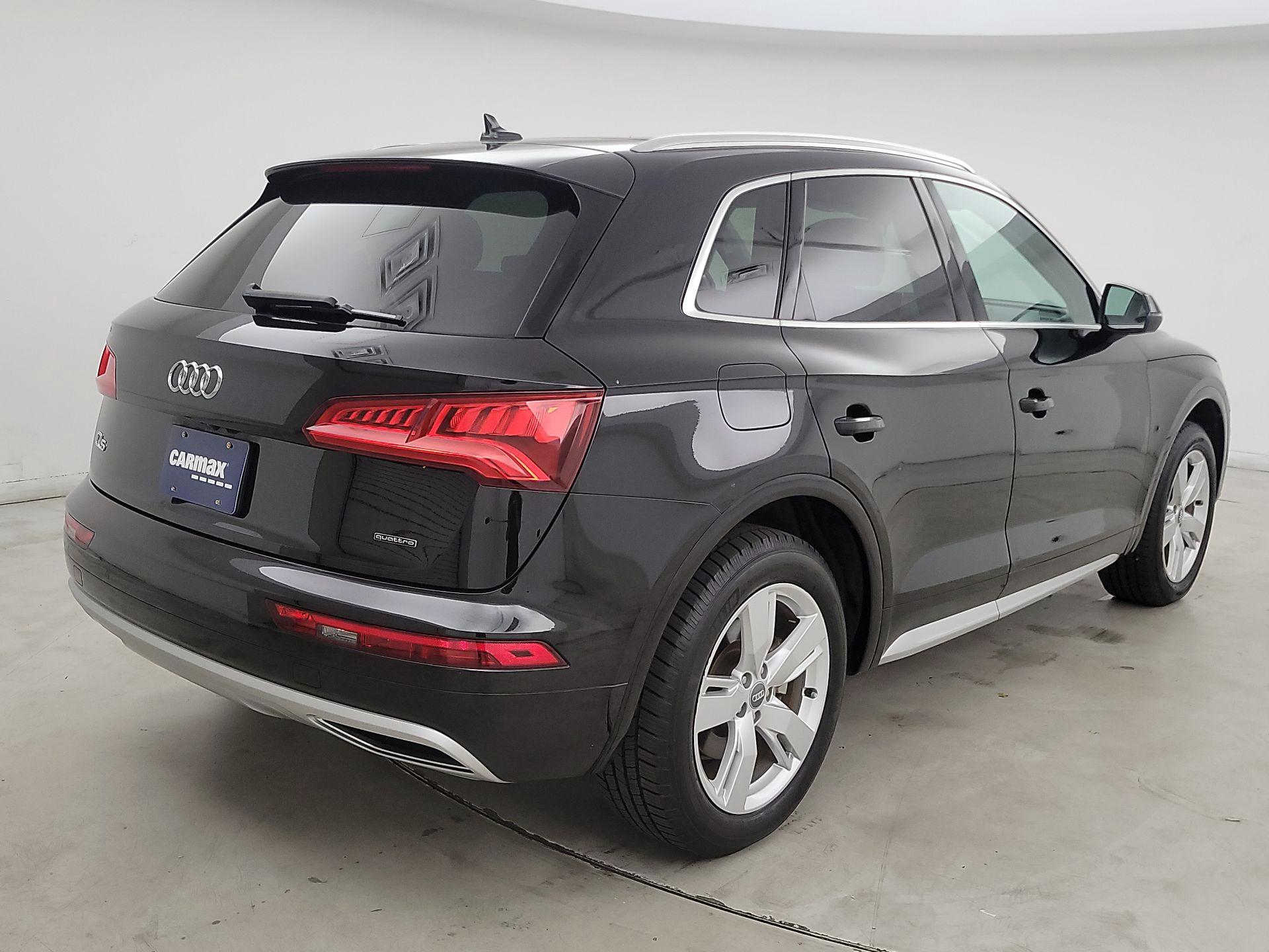 Thumbnail: 2019 Audi Q5 - 5