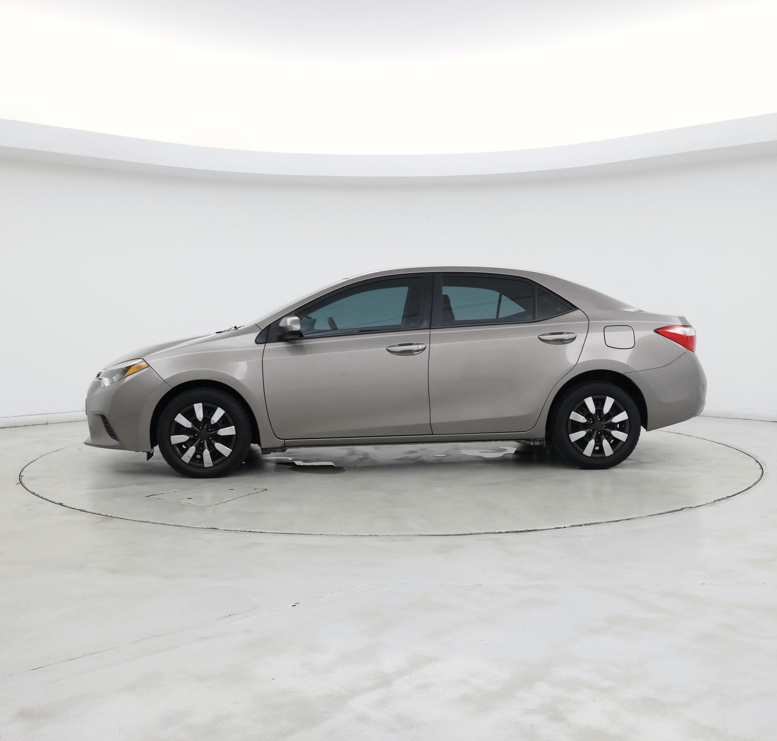 Thumbnail: 2014 Toyota Corolla - 3