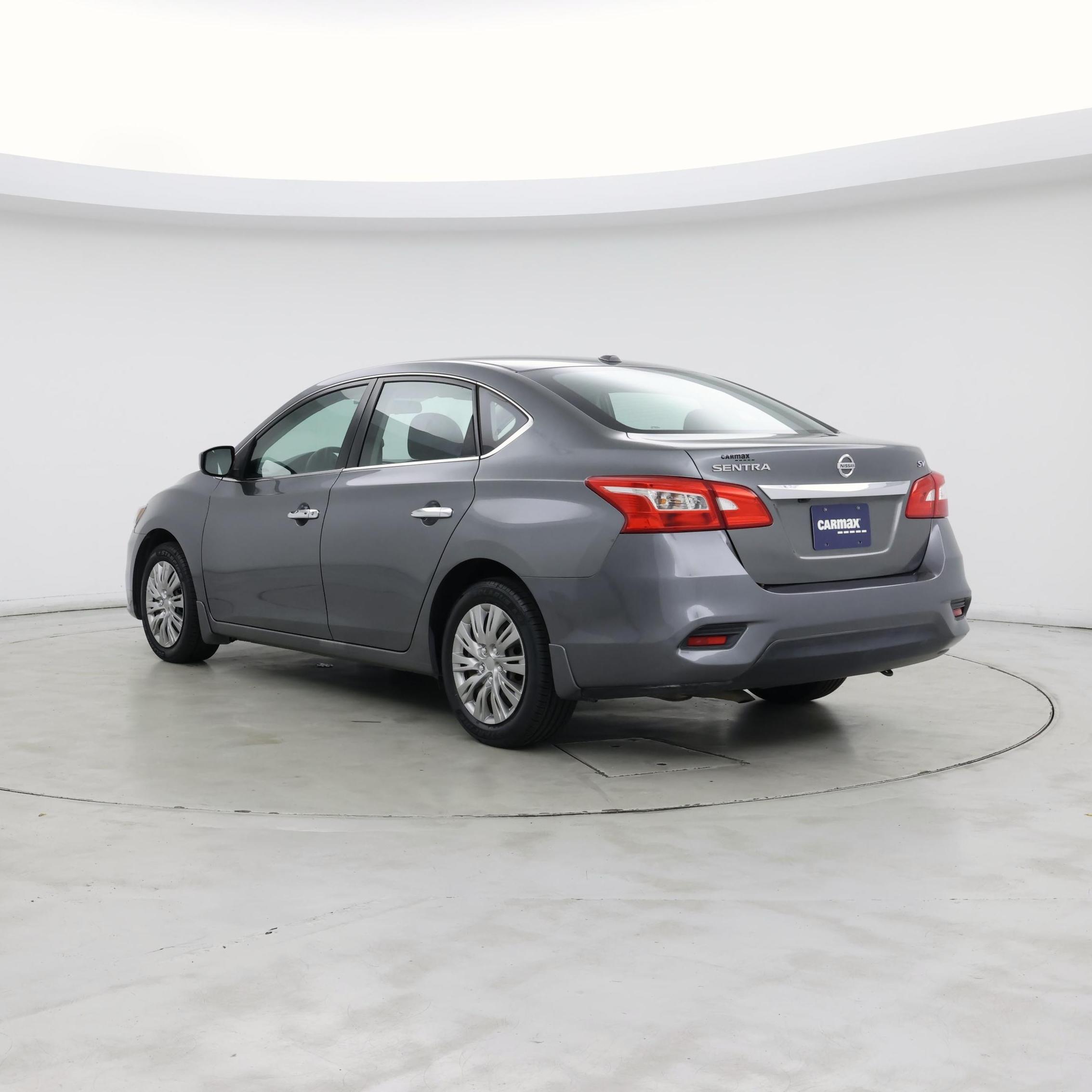 Thumbnail: 2017 Nissan Sentra - 2