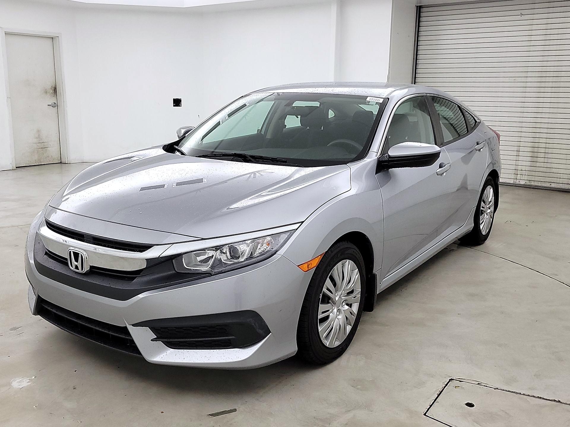 Thumbnail: 2017 Honda Civic - 3