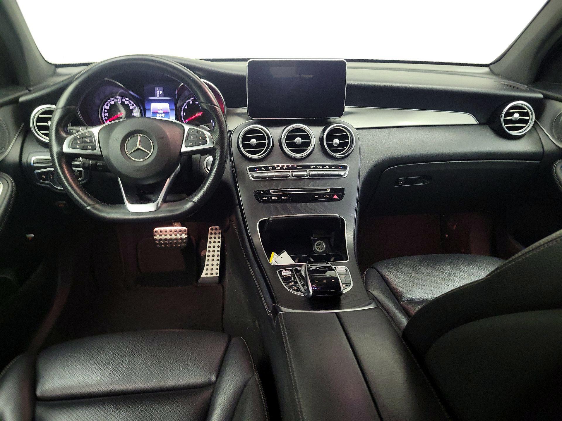 Thumbnail: 2019 Mercedes-Benz GLC - 9