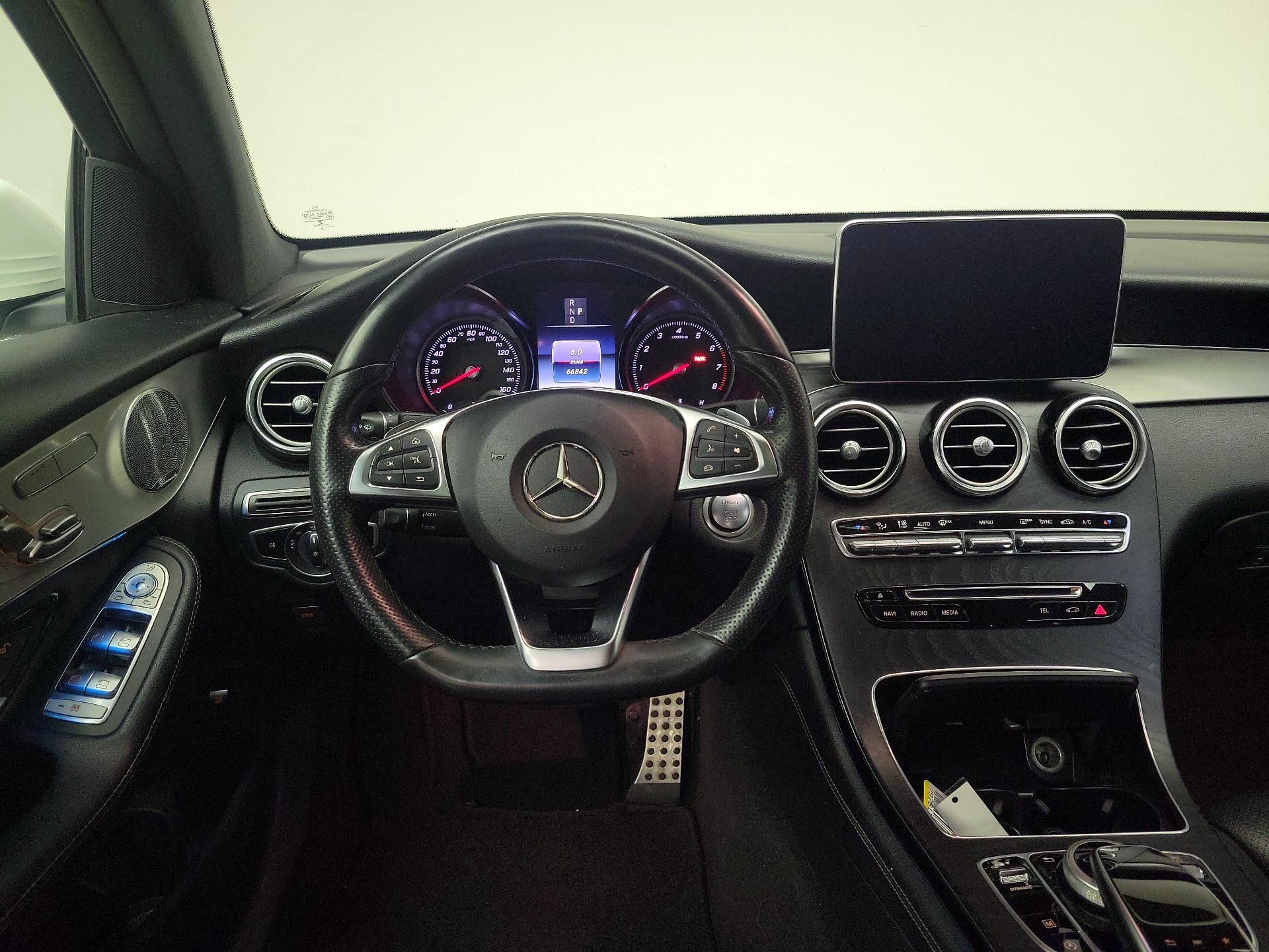 Thumbnail: 2019 Mercedes-Benz GLC - 10