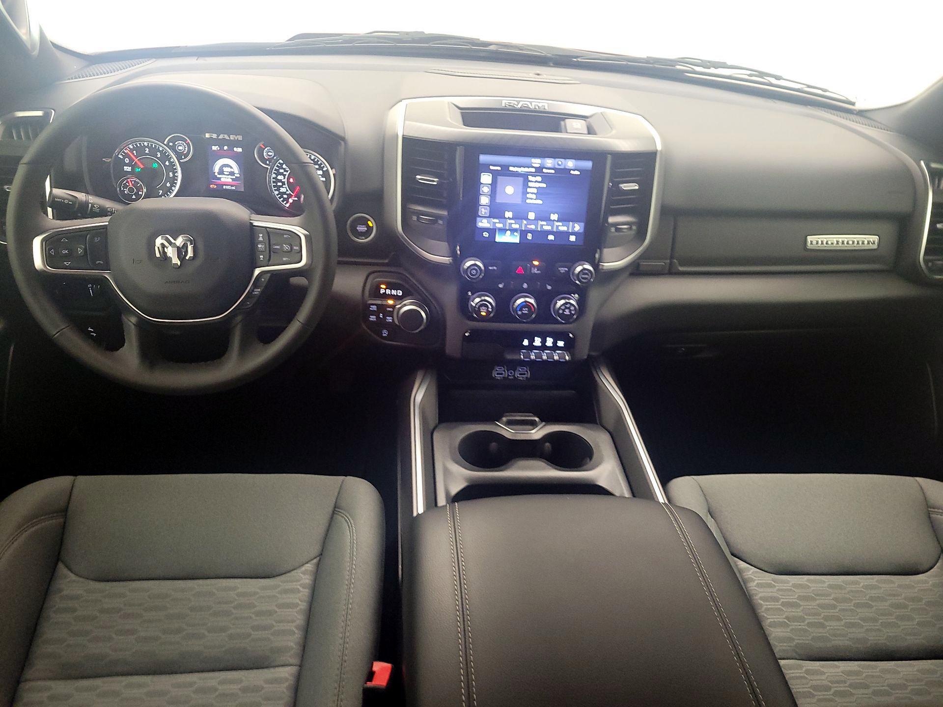 Thumbnail: 2025 RAM 1500 - 9