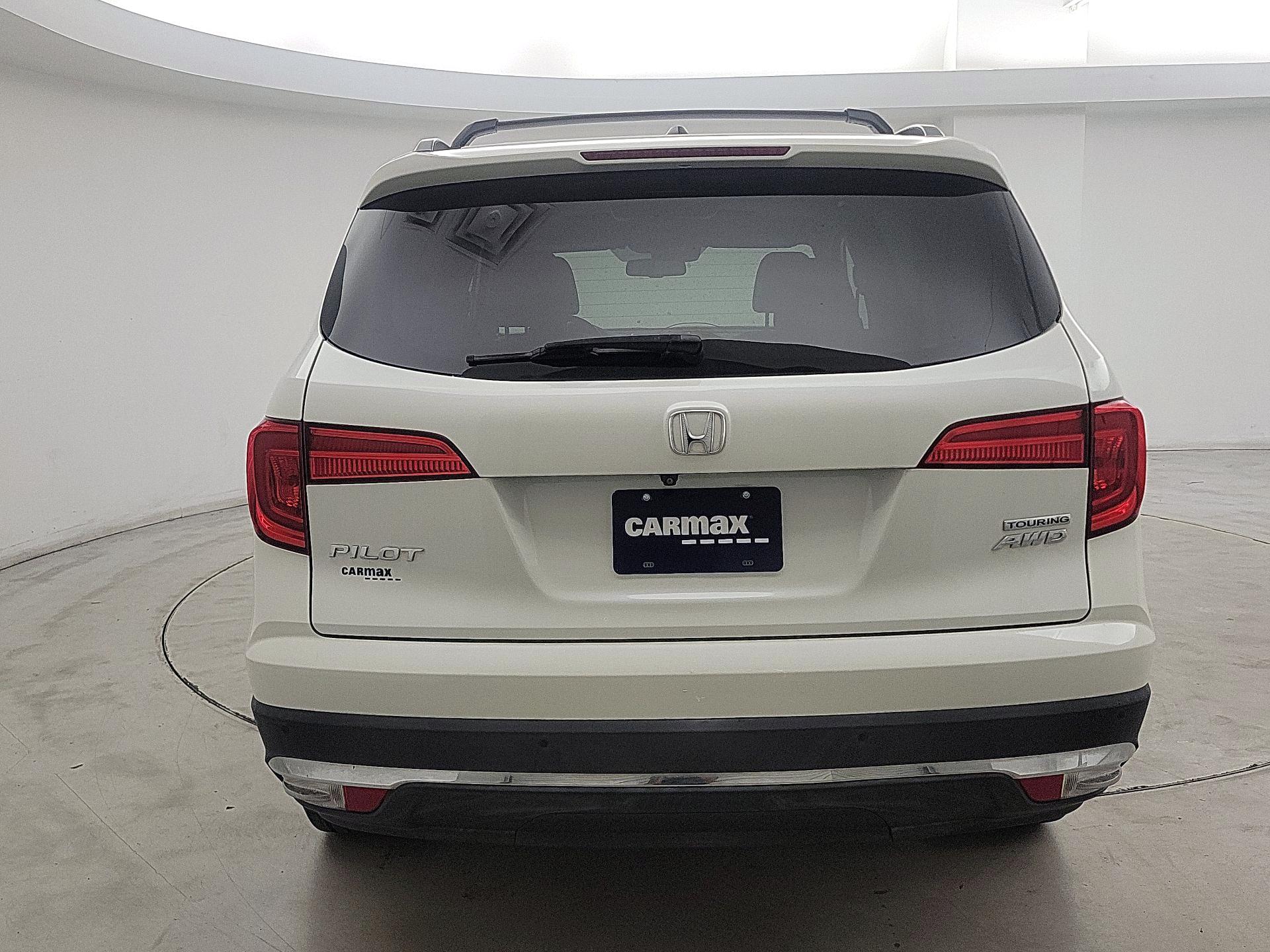 Thumbnail: 2017 Honda Pilot - 6