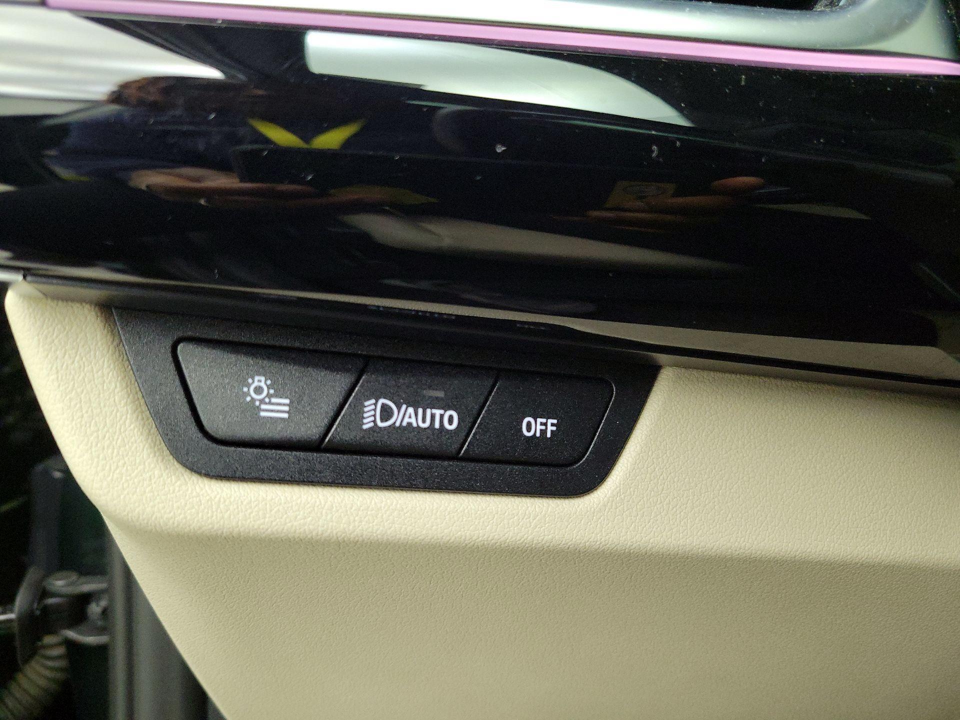 Thumbnail: 2023 BMW X1 - 13