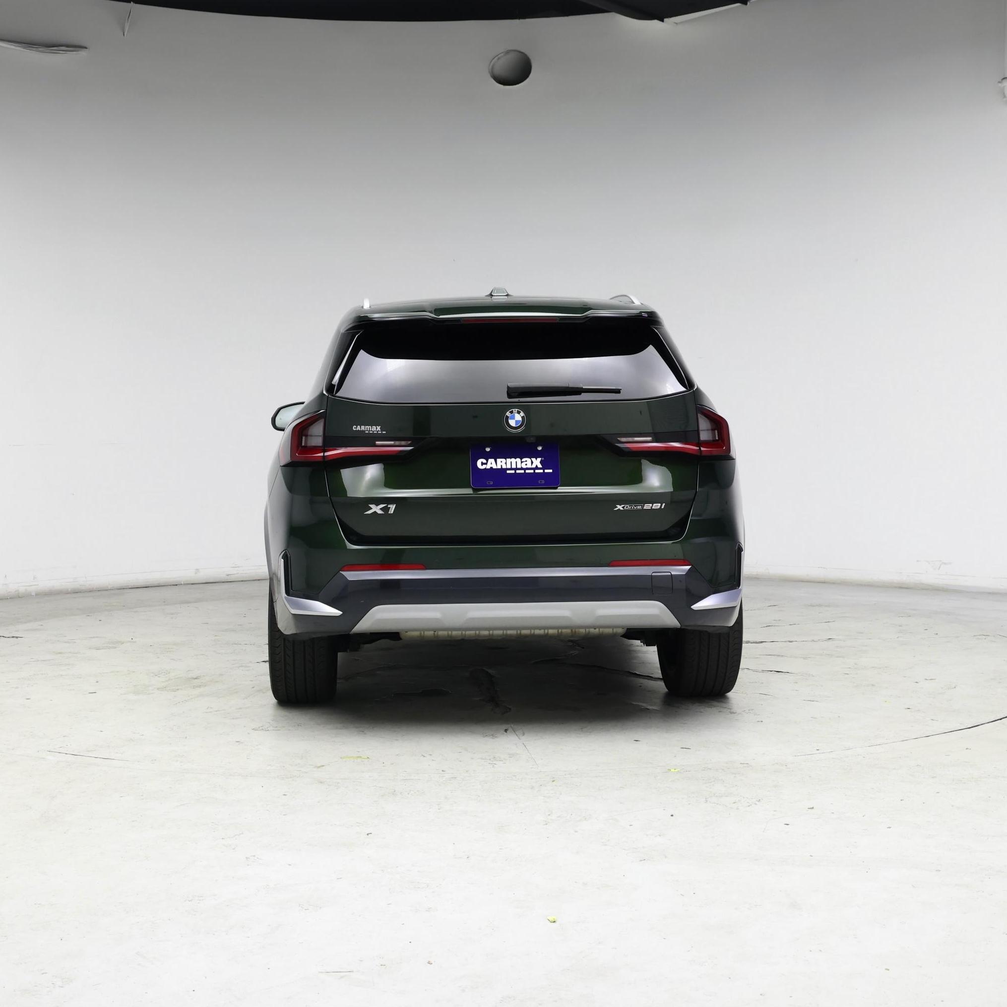 Thumbnail: 2023 BMW X1 - 6