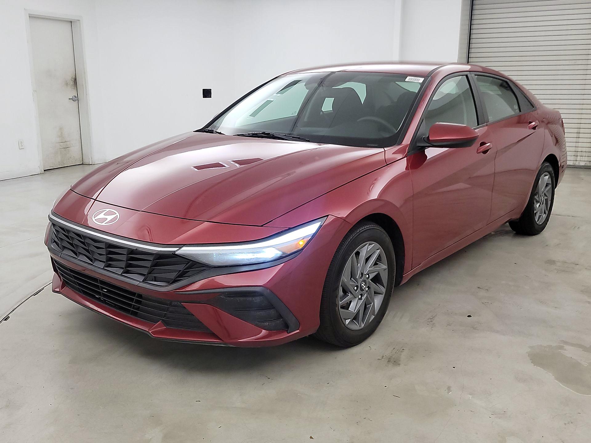 Thumbnail: 2024 Hyundai Elantra - 1