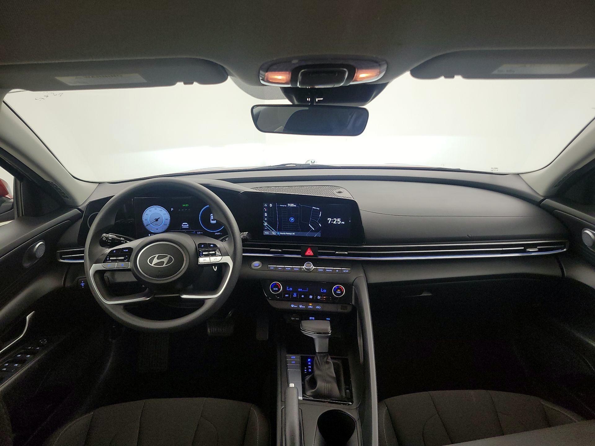 Thumbnail: 2024 Hyundai Elantra - 8