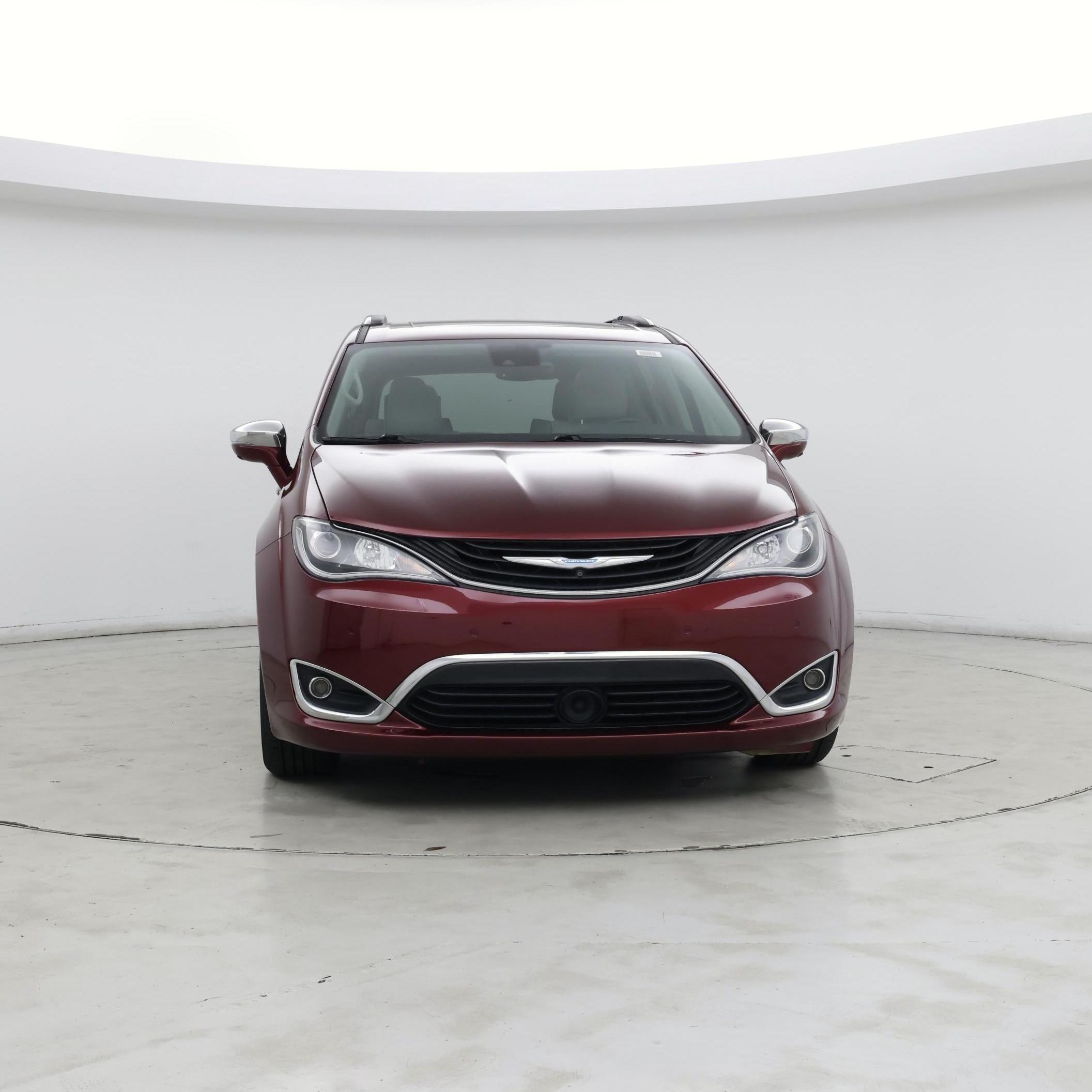 Thumbnail: 2018 Chrysler Pacifica - 5