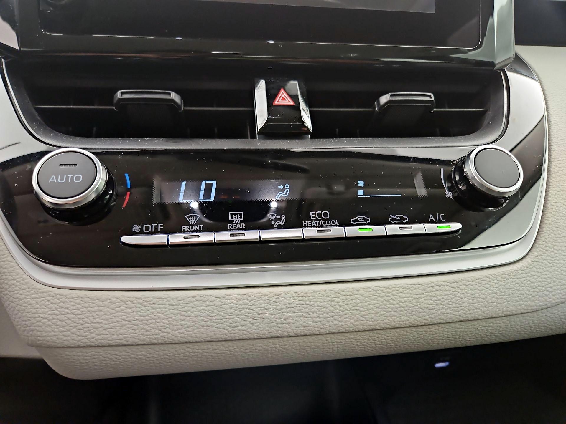 Thumbnail: 2025 Toyota Corolla - 16