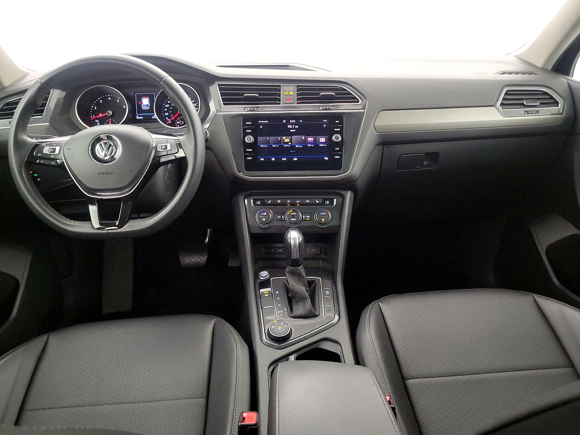 Thumbnail: 2020 Volkswagen Tiguan - 9