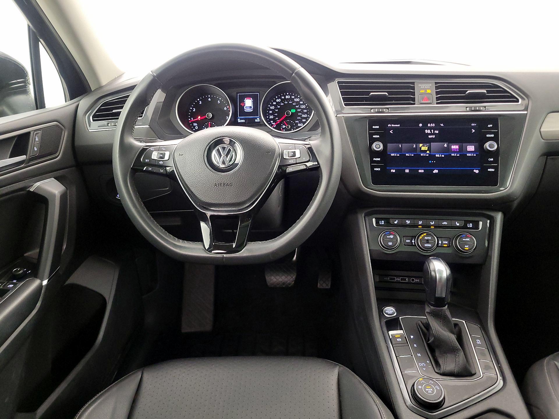 Thumbnail: 2020 Volkswagen Tiguan - 10
