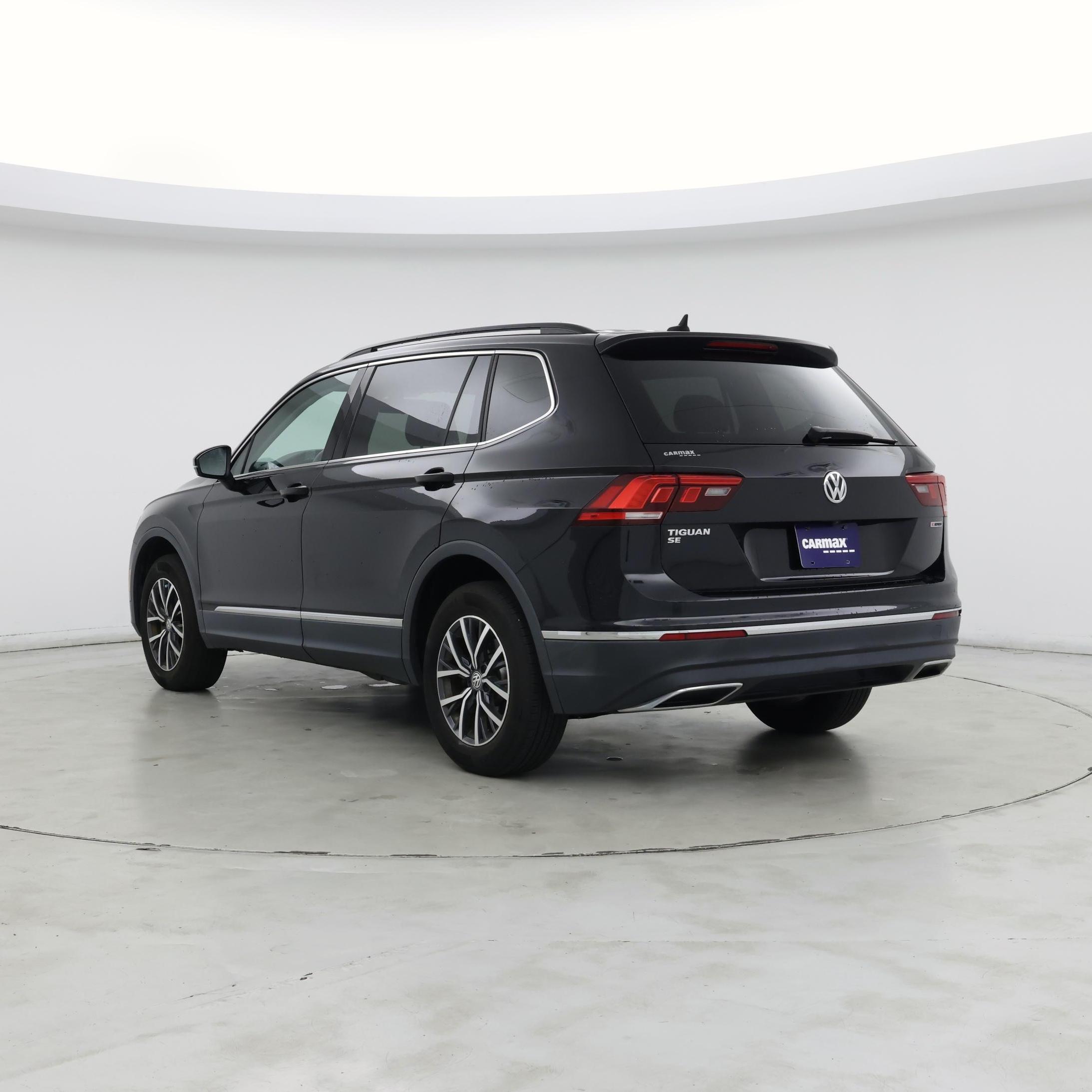Thumbnail: 2020 Volkswagen Tiguan - 2