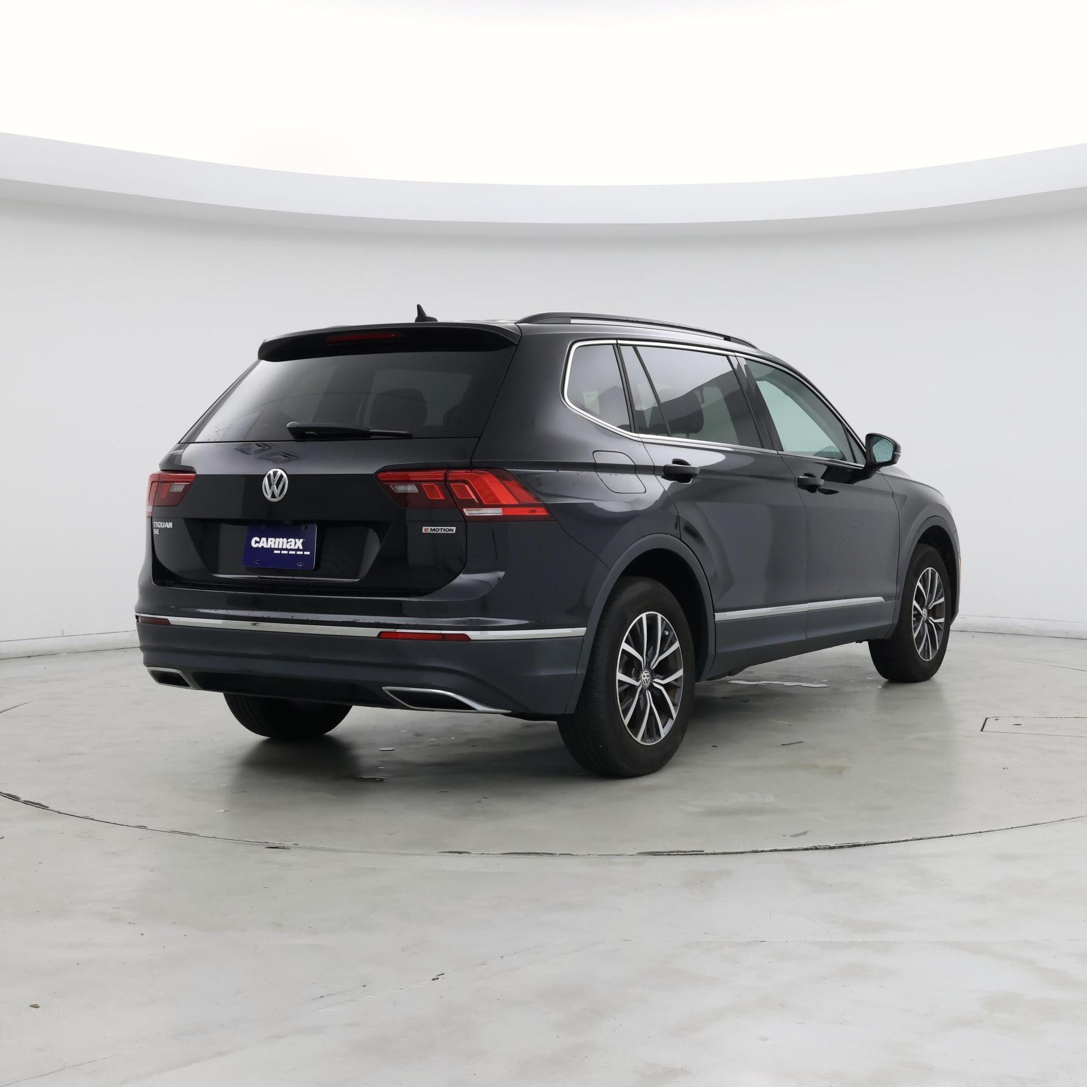 Thumbnail: 2020 Volkswagen Tiguan - 8