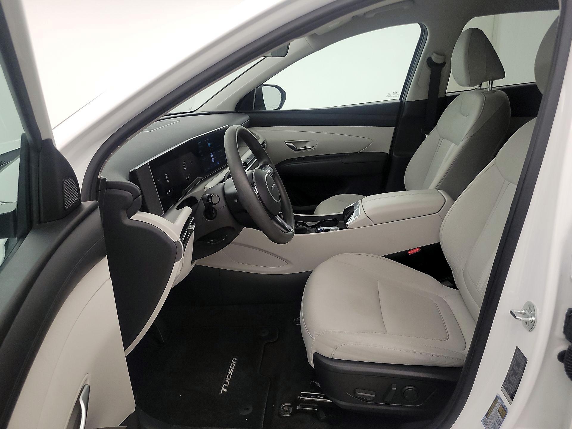 Thumbnail: 2025 Hyundai Tucson - 9