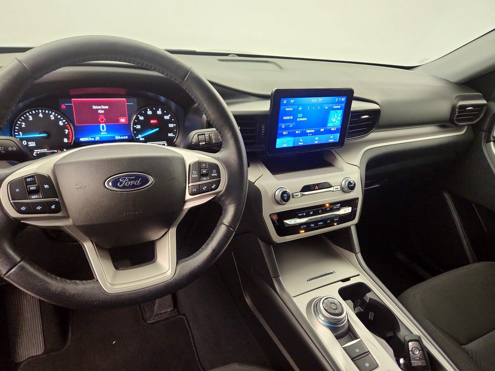 Thumbnail: 2023 Ford Explorer - 9