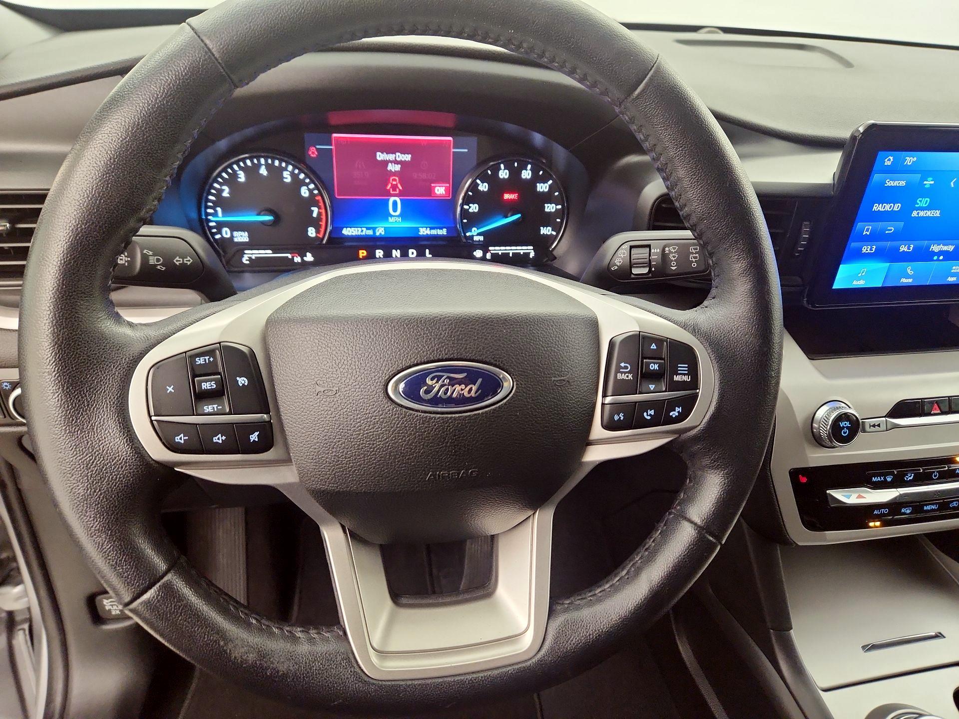 Thumbnail: 2023 Ford Explorer - 10