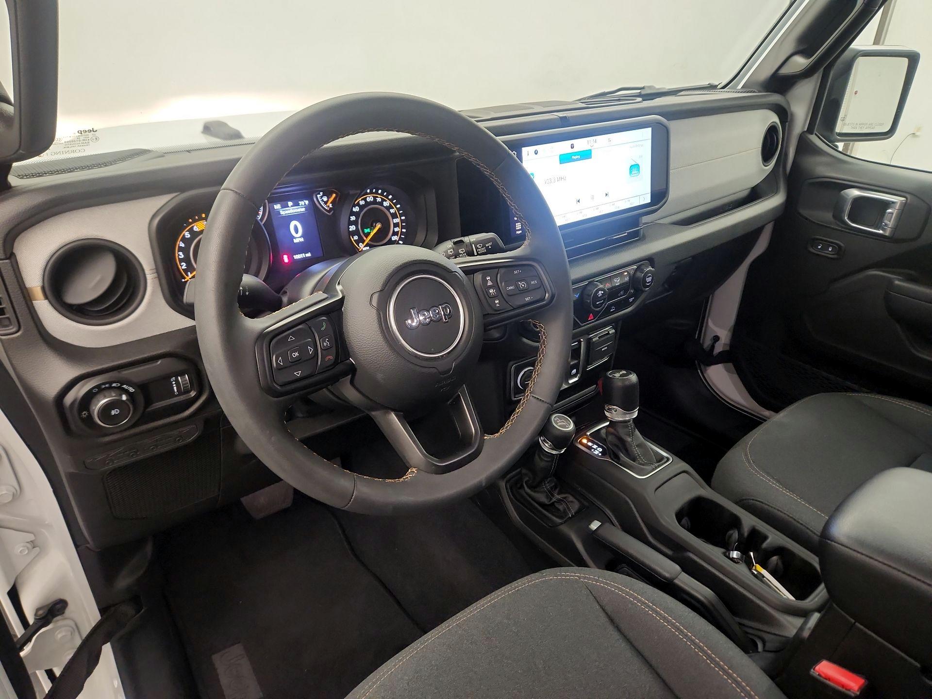 Thumbnail: 2024 Jeep Wrangler - 9