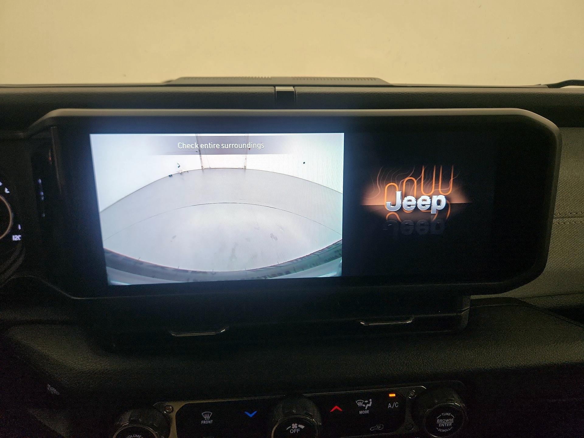 Thumbnail: 2024 Jeep Wrangler - 14