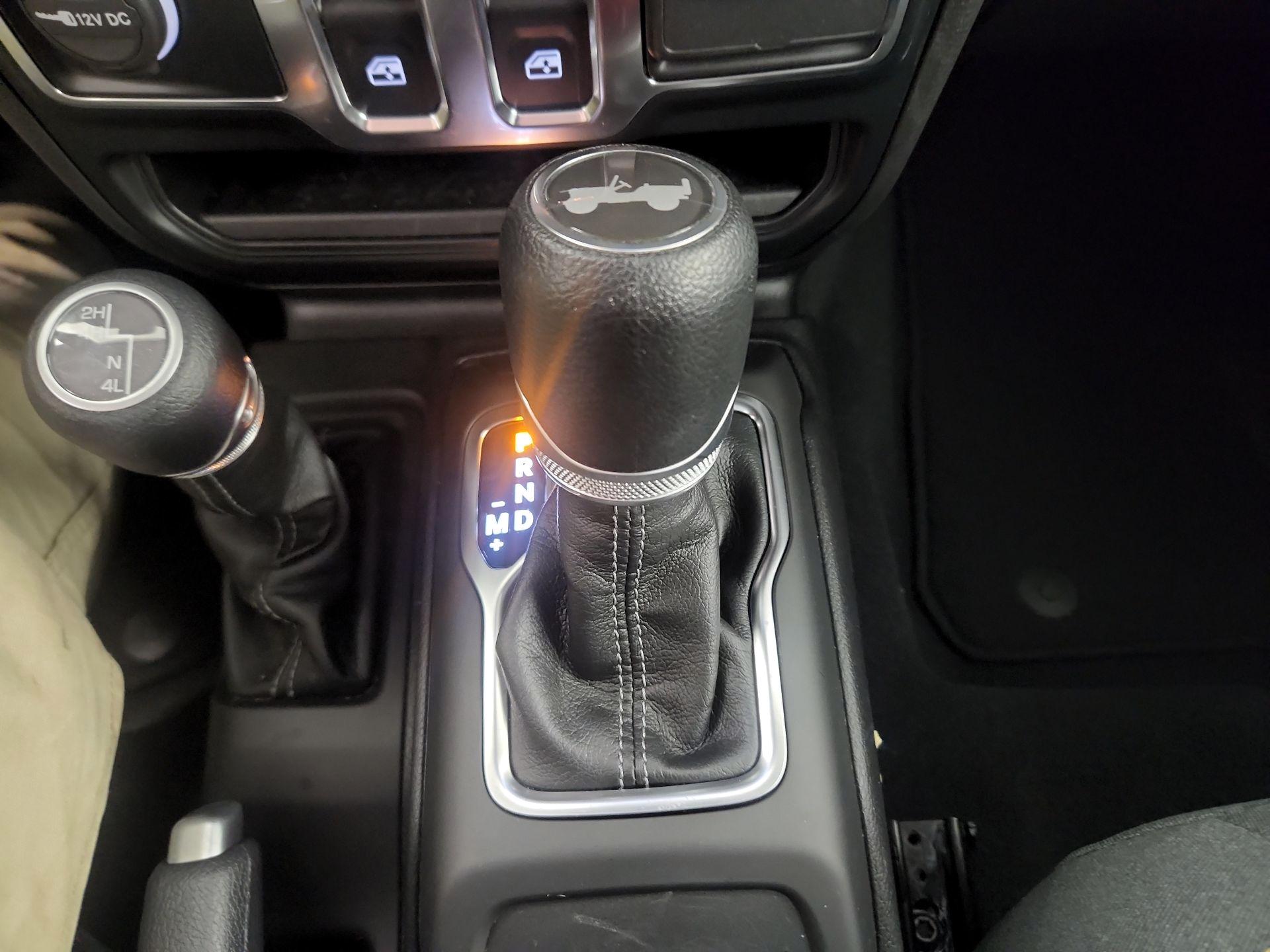 Thumbnail: 2024 Jeep Wrangler - 17