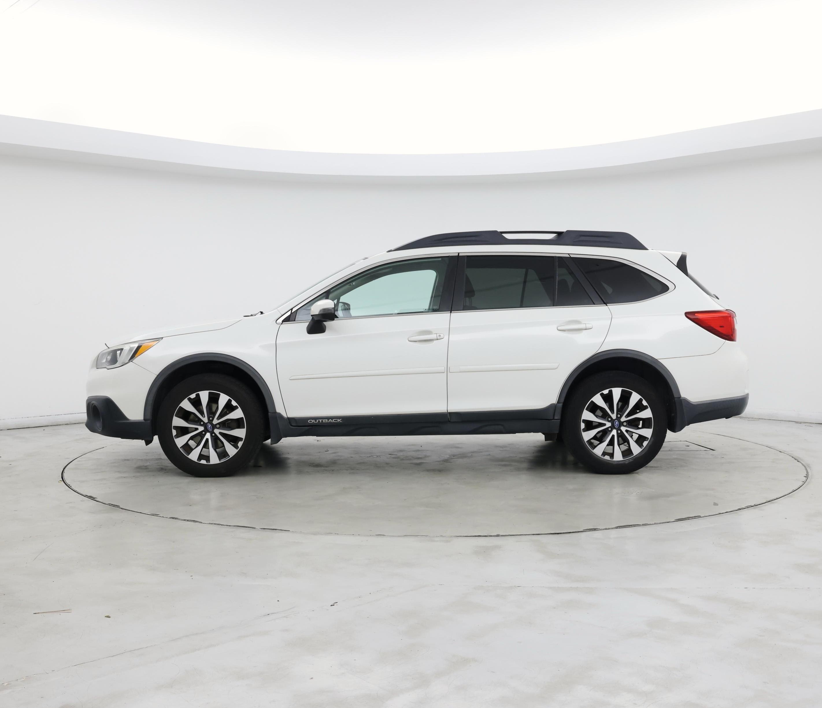 Thumbnail: 2017 Subaru Outback - 3