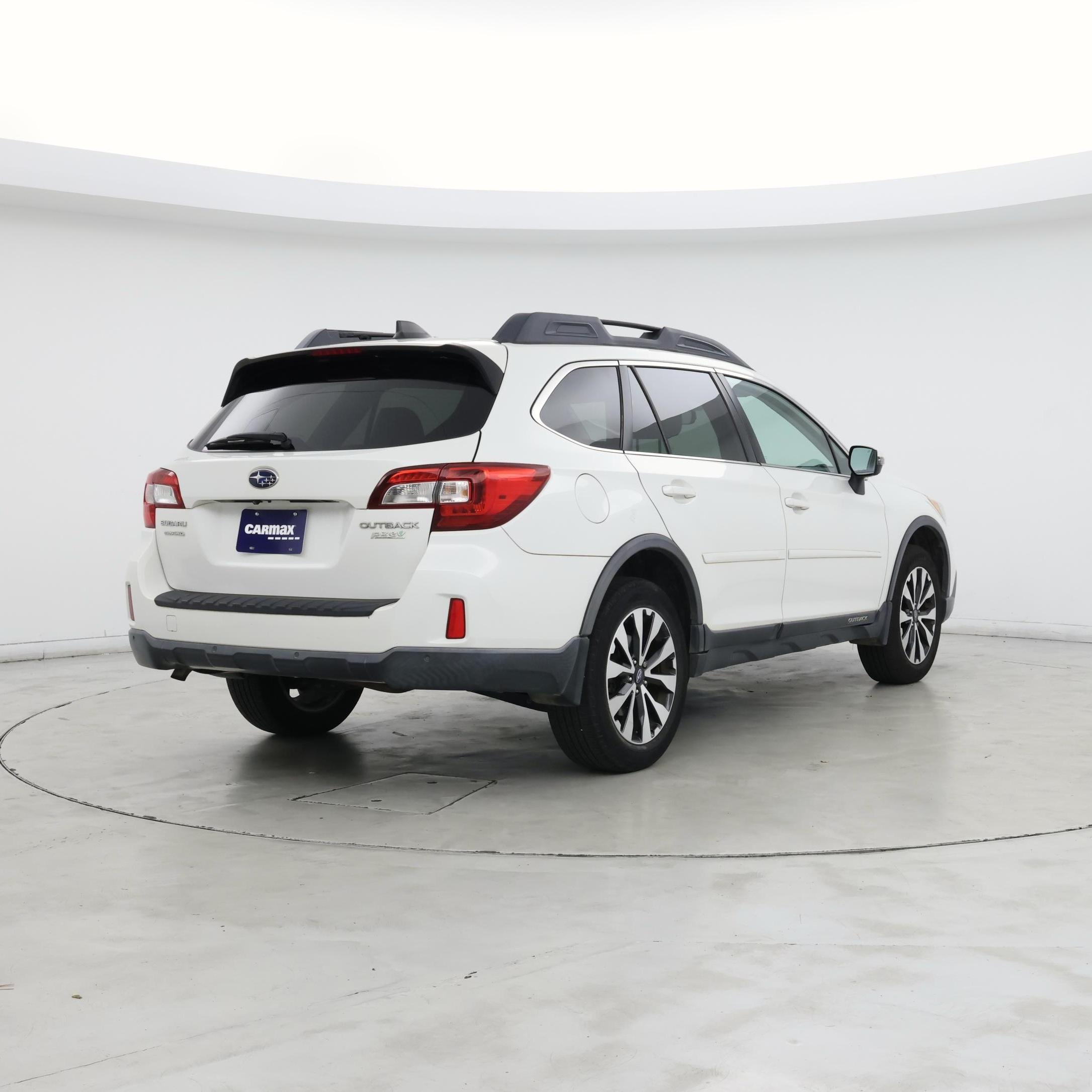 Thumbnail: 2017 Subaru Outback - 8