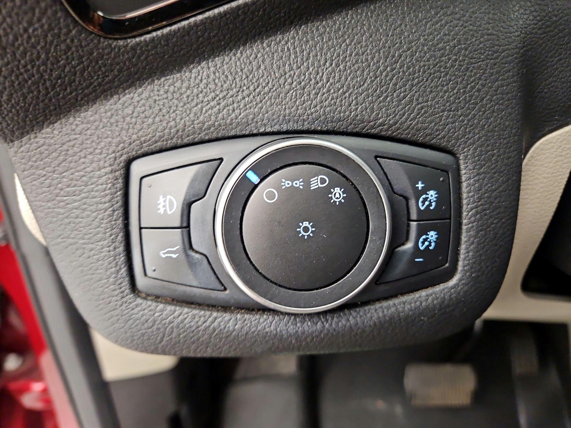 Thumbnail: 2017 Ford Escape - 13