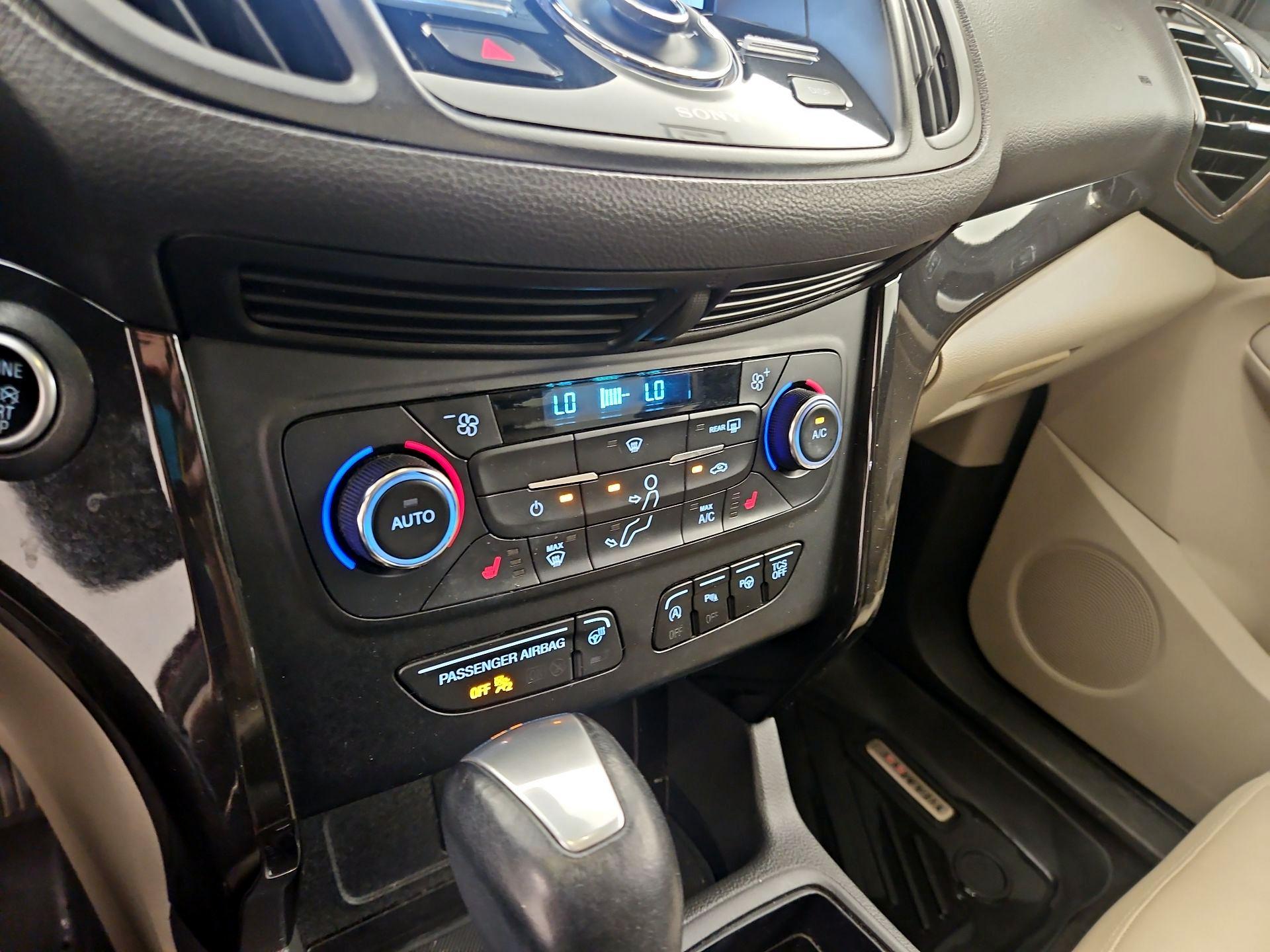 Thumbnail: 2017 Ford Escape - 17