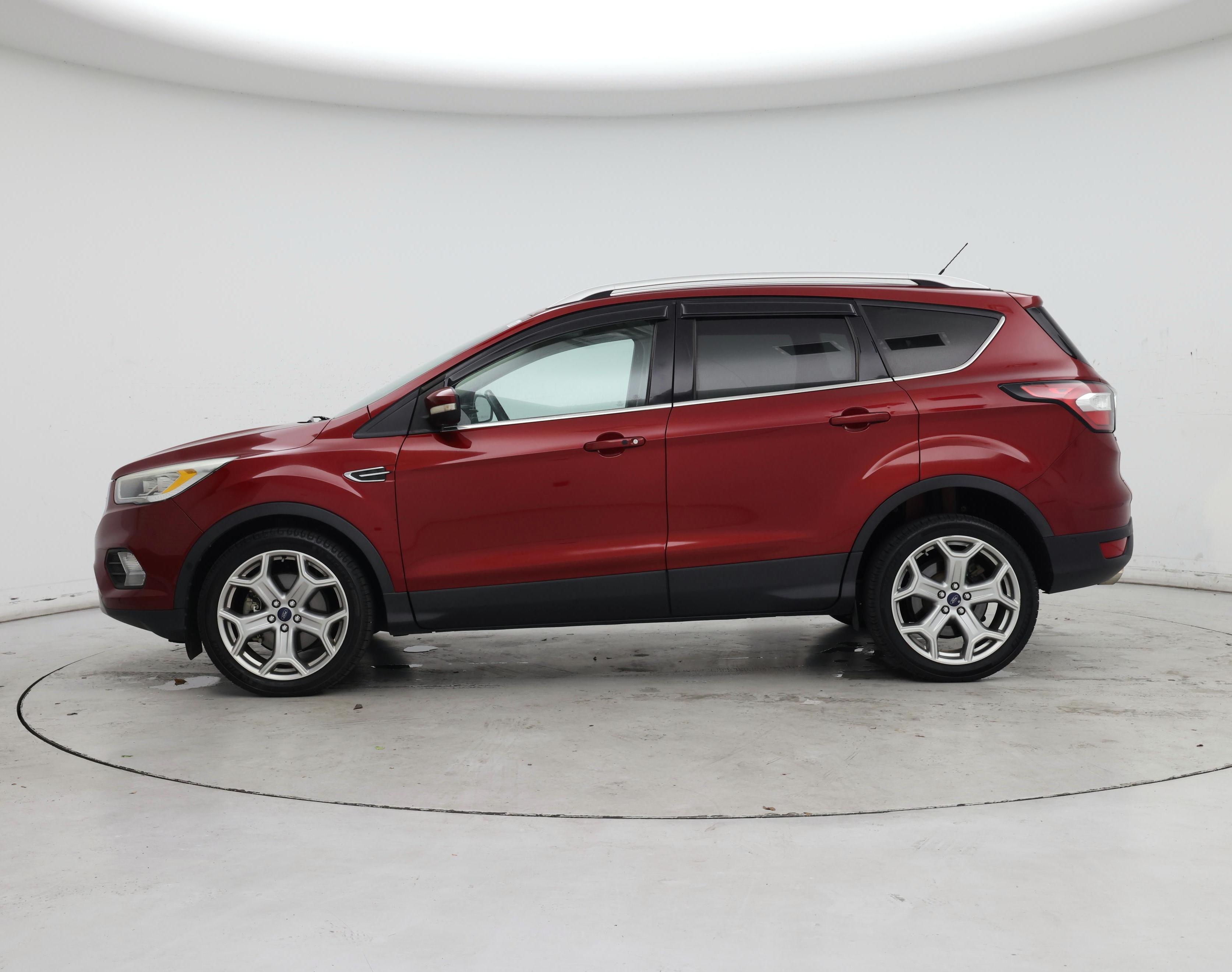 Thumbnail: 2017 Ford Escape - 3