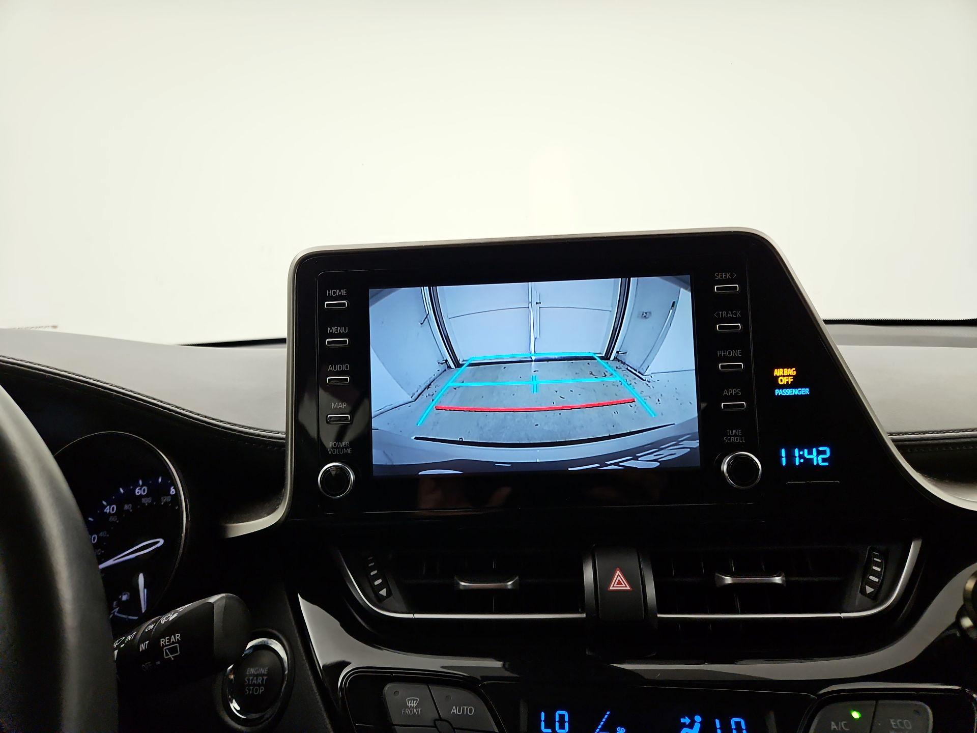 Thumbnail: 2019 Toyota C-HR - 12