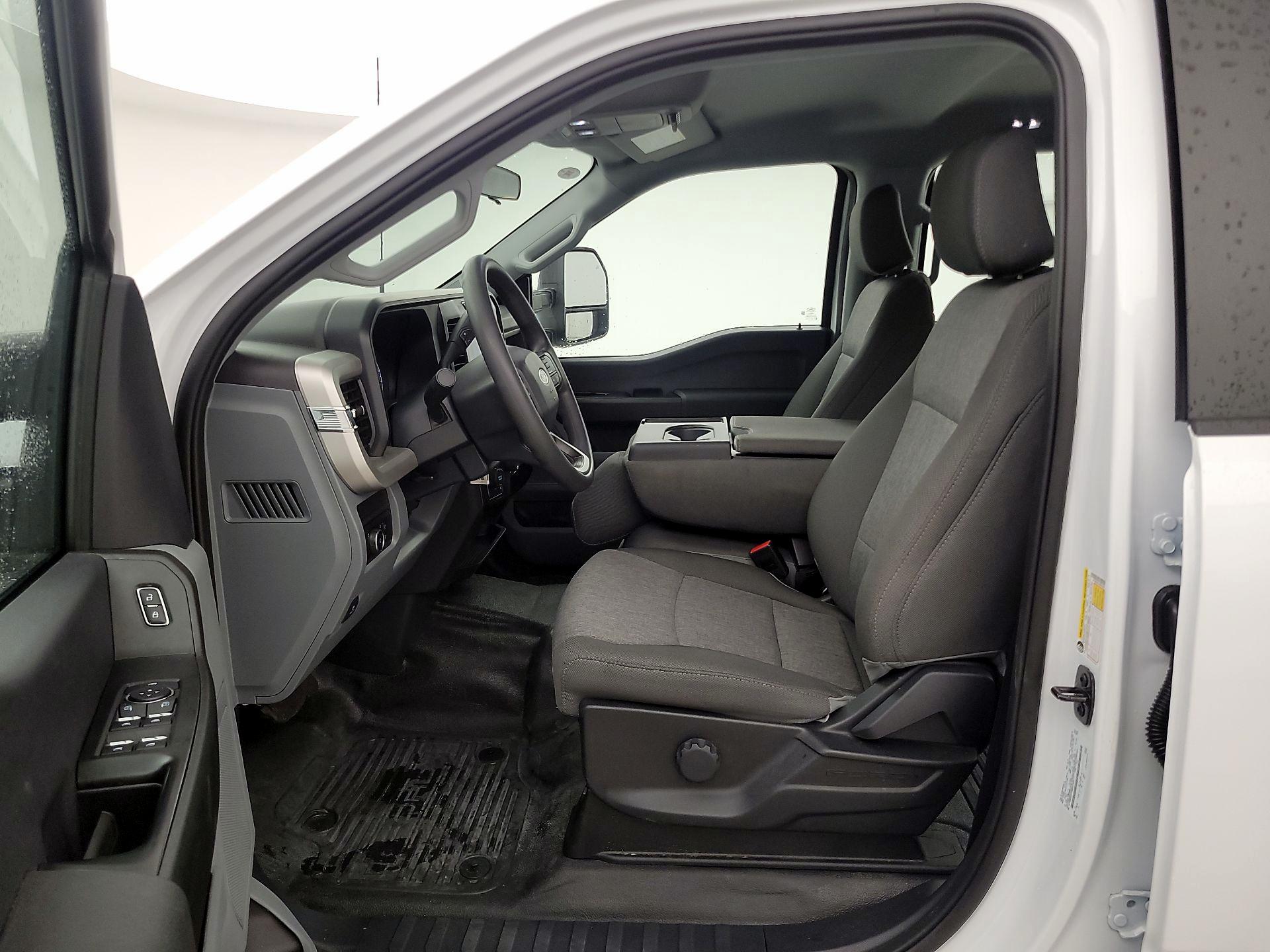 Thumbnail: 2024 Ford F-350 - 9