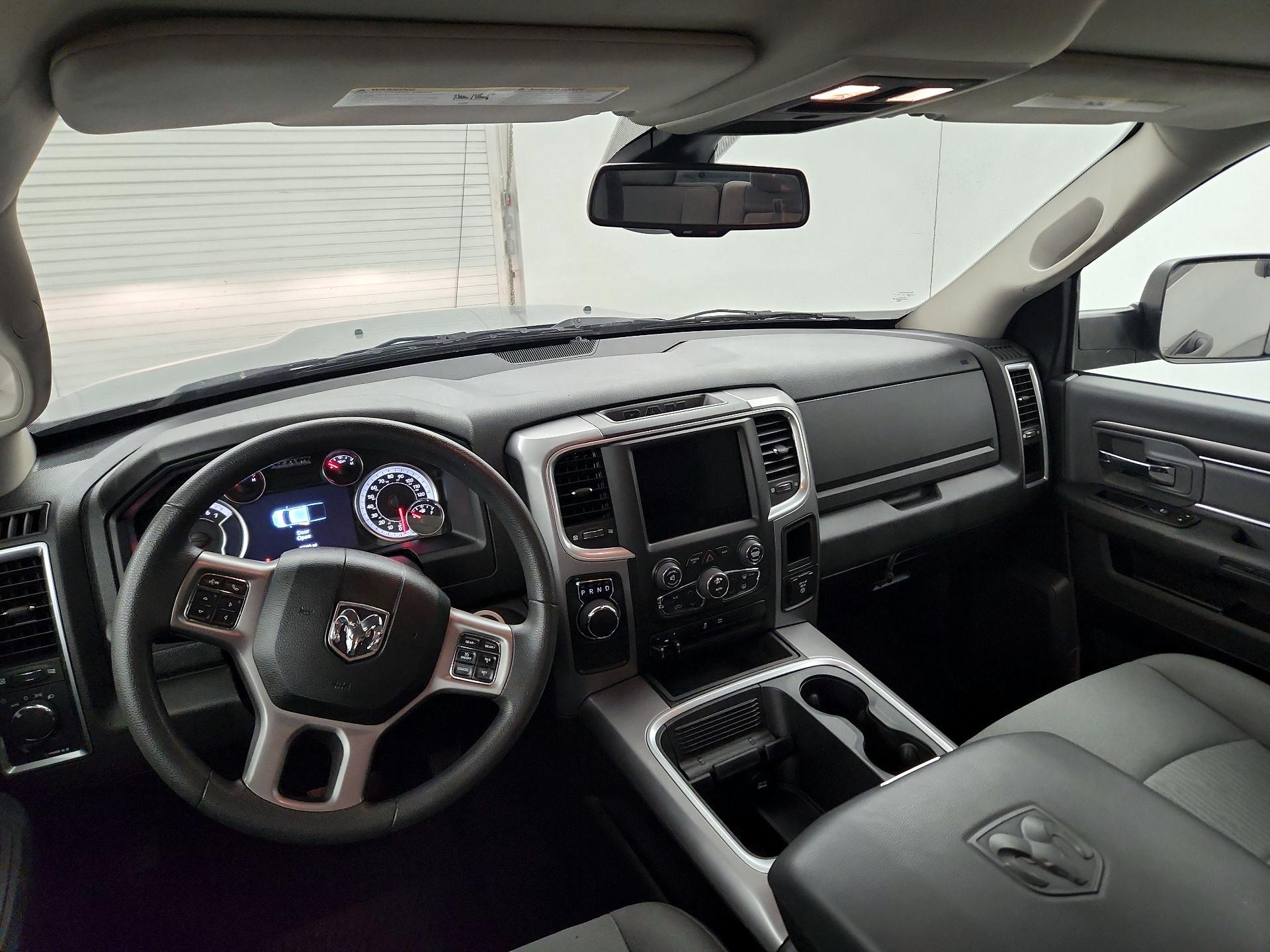 Thumbnail: 2023 RAM 1500 Classic - 9