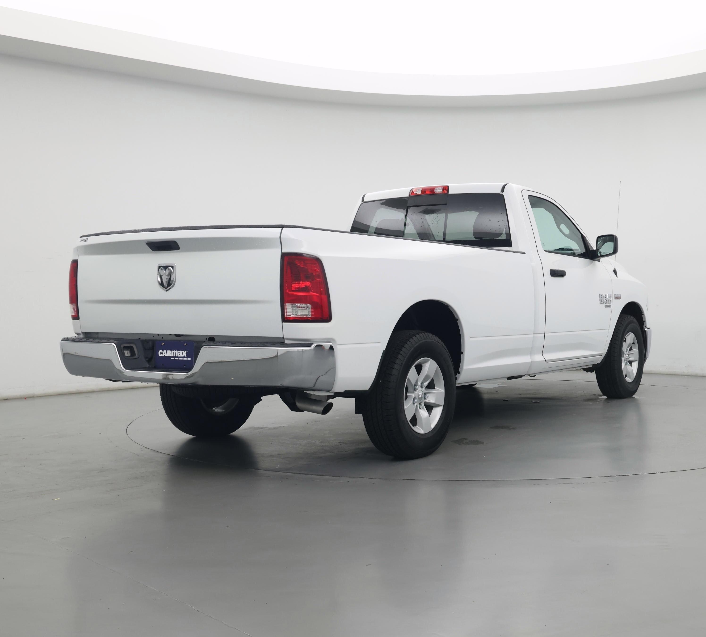 Thumbnail: 2020 RAM 1500 Classic - 8