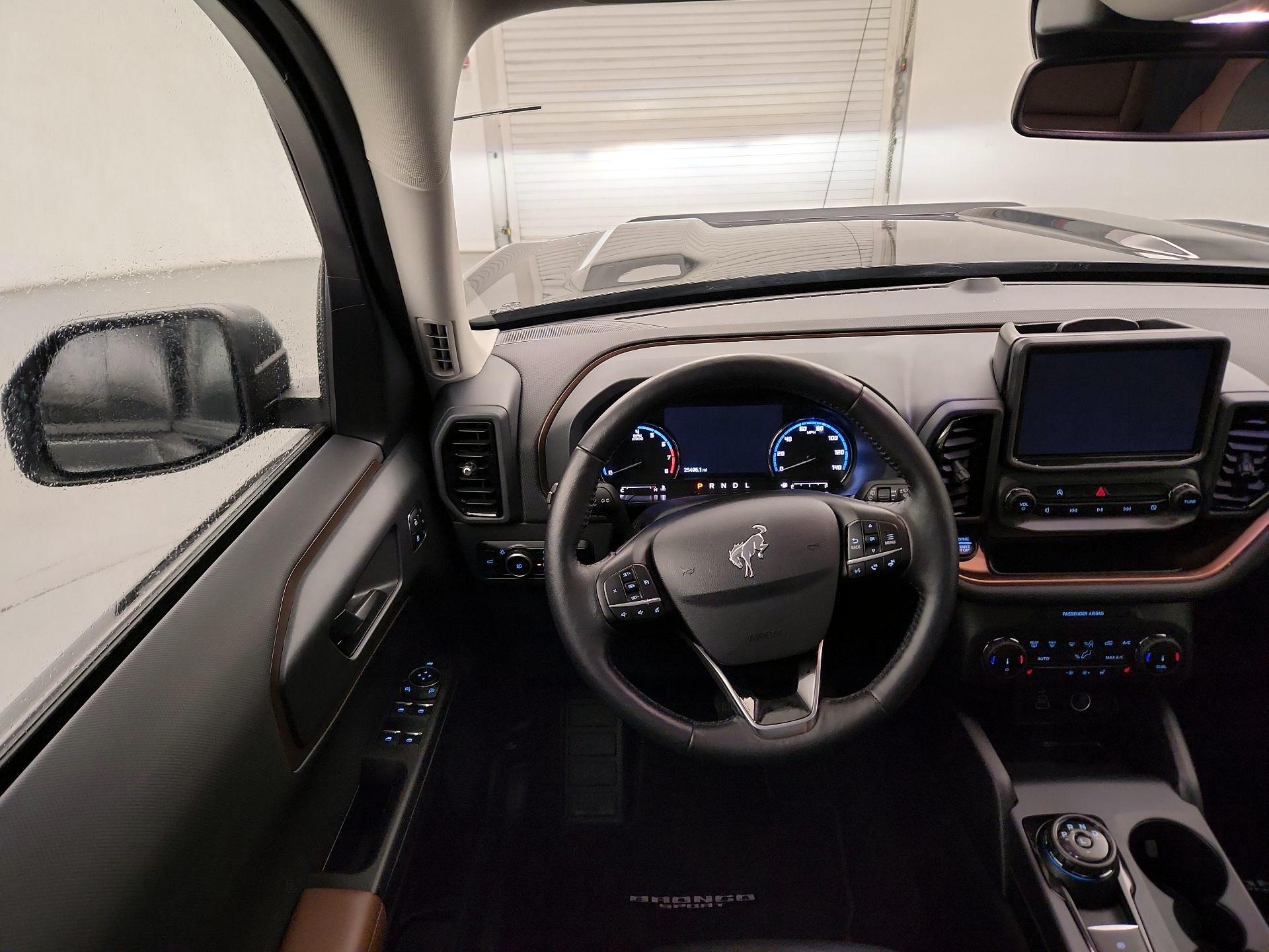 Thumbnail: 2023 Ford Bronco Sport - 10