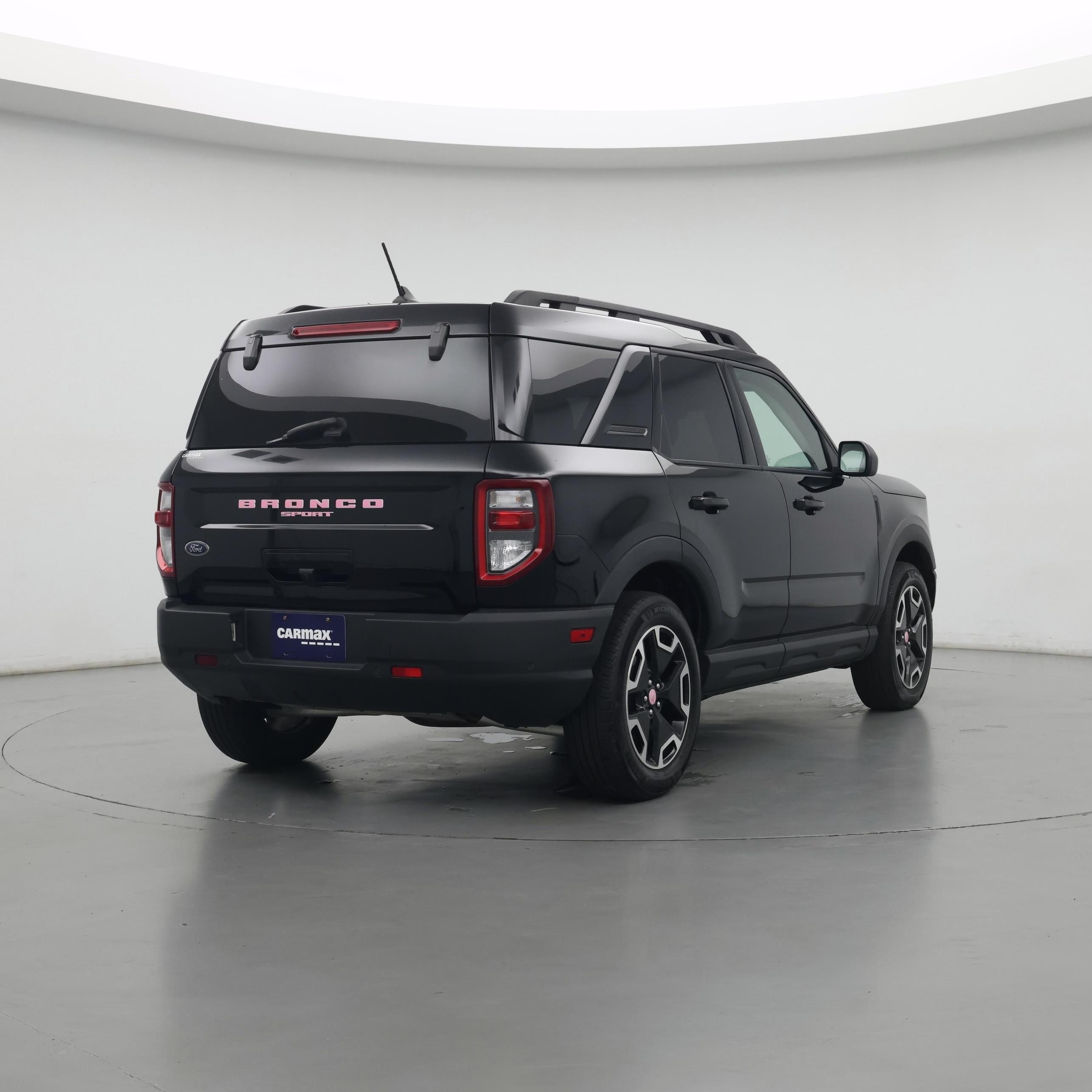Thumbnail: 2023 Ford Bronco Sport - 8