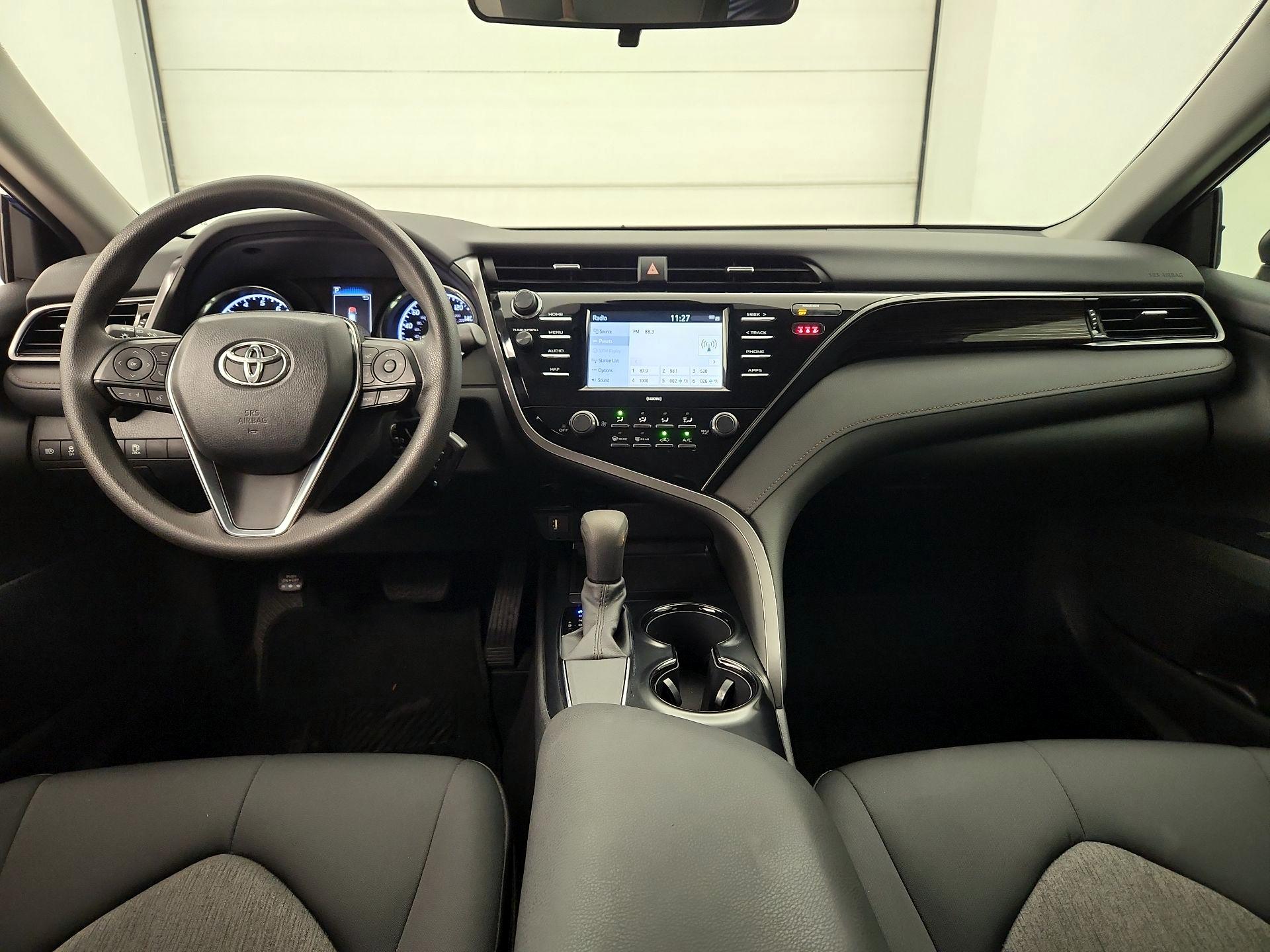 Thumbnail: 2020 Toyota Camry - 9