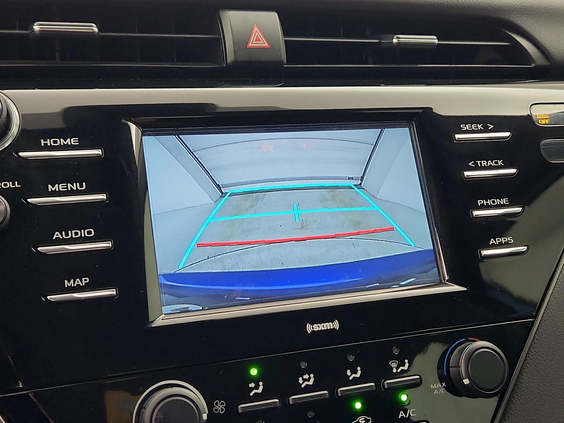 Thumbnail: 2020 Toyota Camry - 14