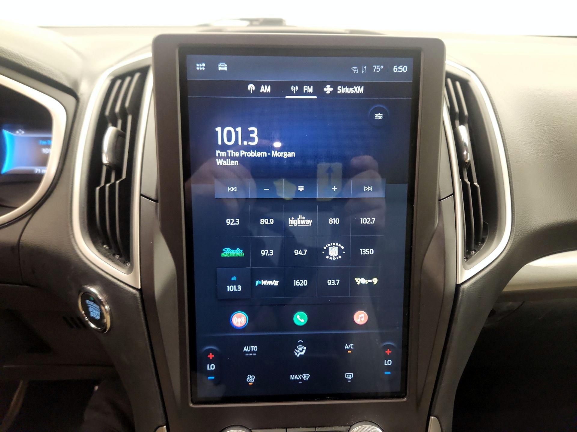 Thumbnail: 2021 Ford Edge - 15