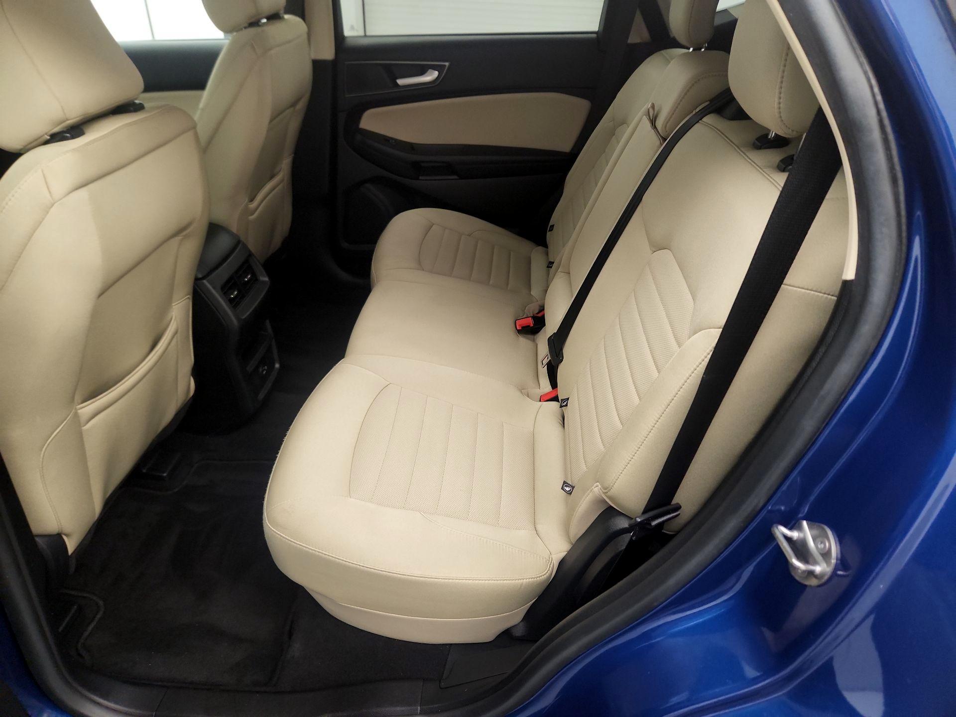 Thumbnail: 2021 Ford Edge - 19