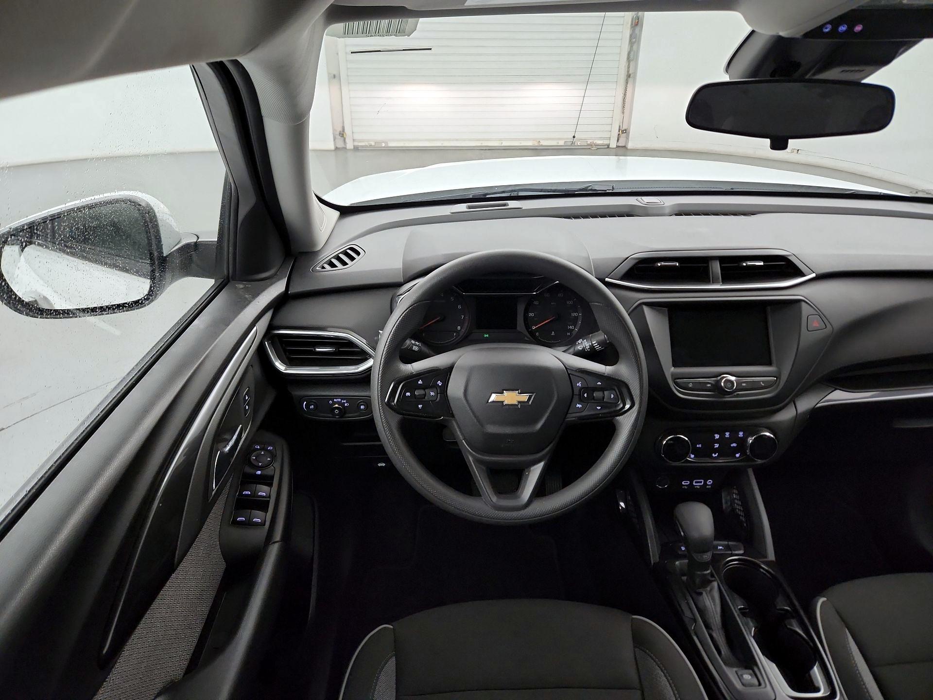 Thumbnail: 2023 Chevrolet TrailBlazer - 10