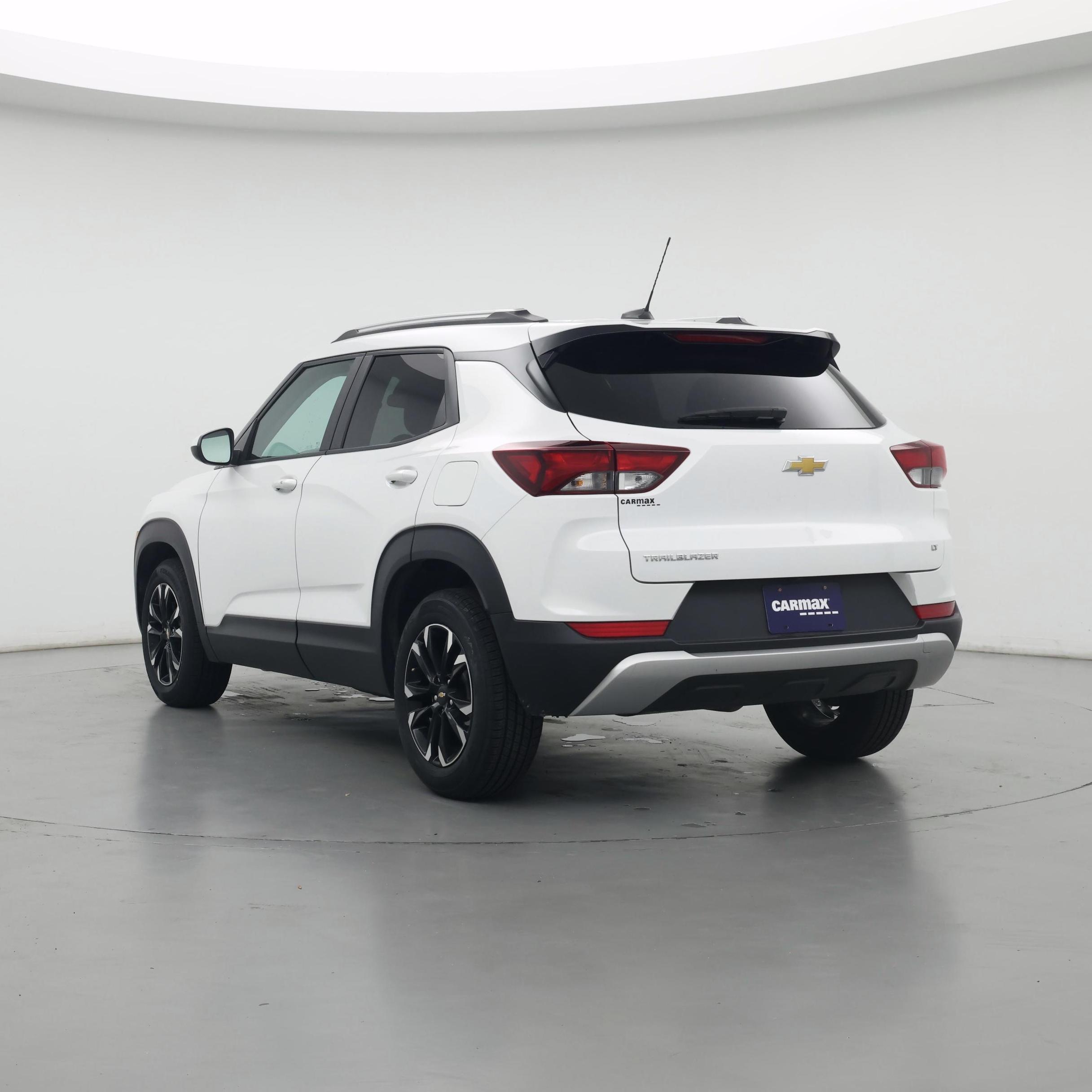 Thumbnail: 2023 Chevrolet TrailBlazer - 2