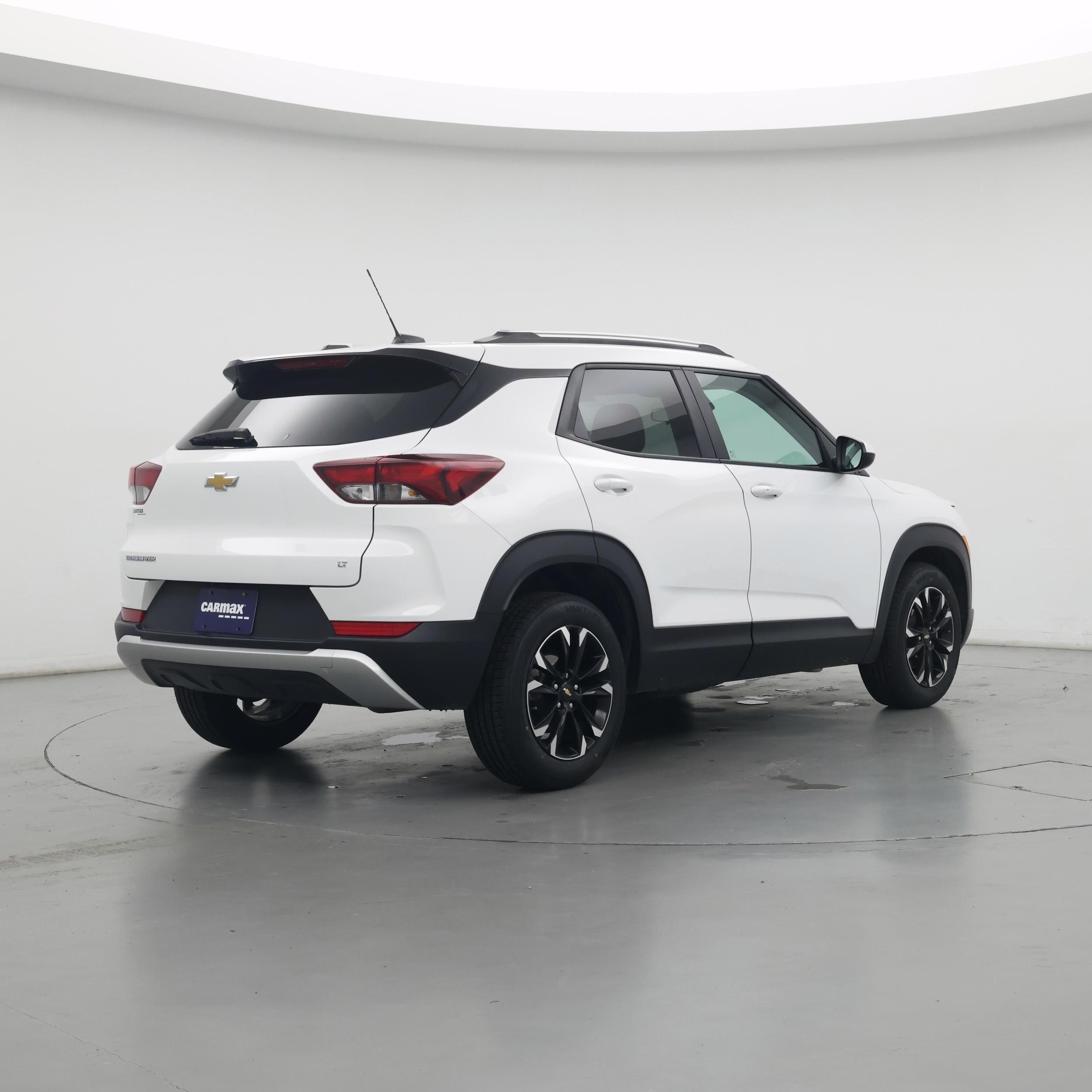 Thumbnail: 2023 Chevrolet TrailBlazer - 8