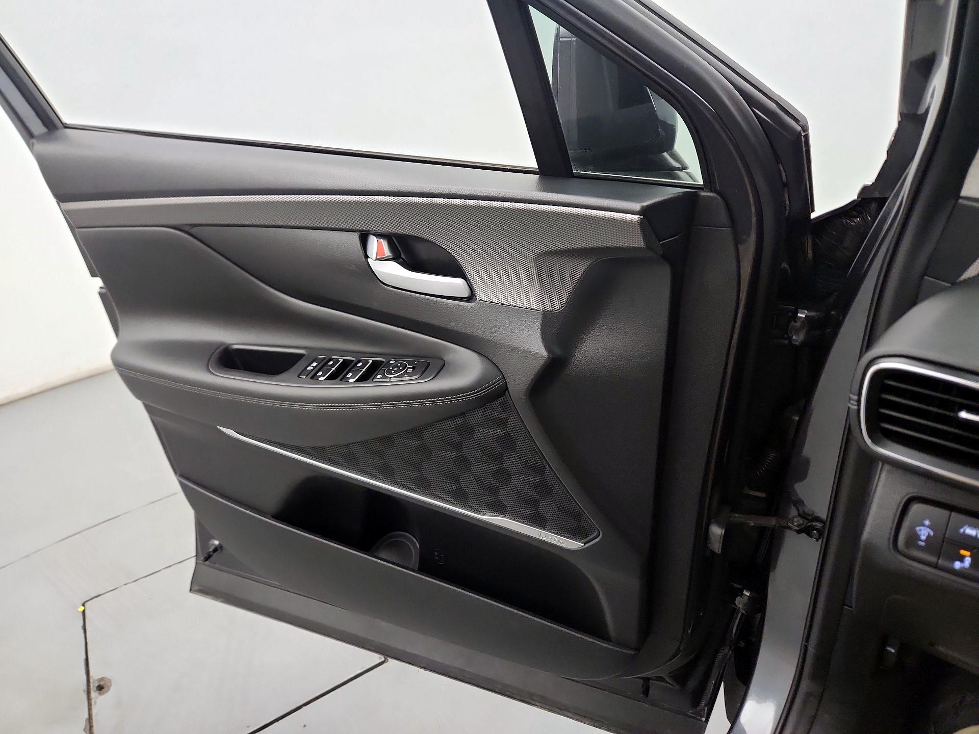 Thumbnail: 2020 Hyundai Santa Fe - 12
