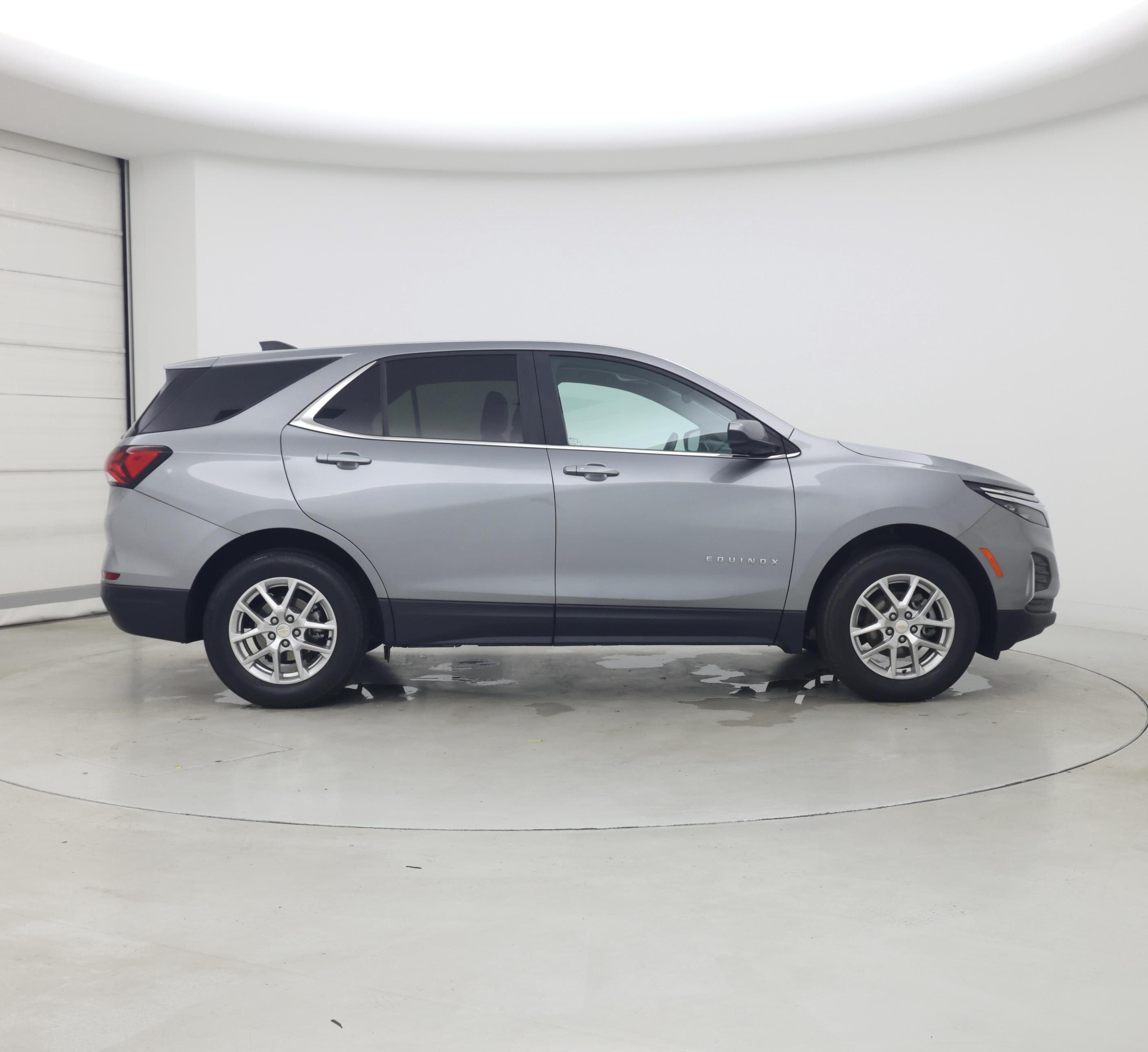 Thumbnail: 2023 Chevrolet Equinox - 7