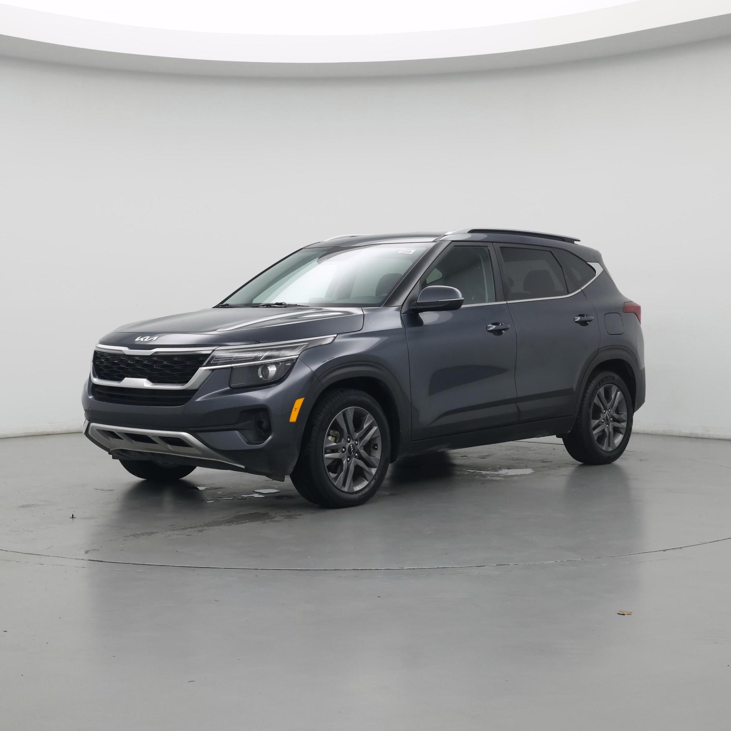 Thumbnail: 2023 Kia Seltos - 7