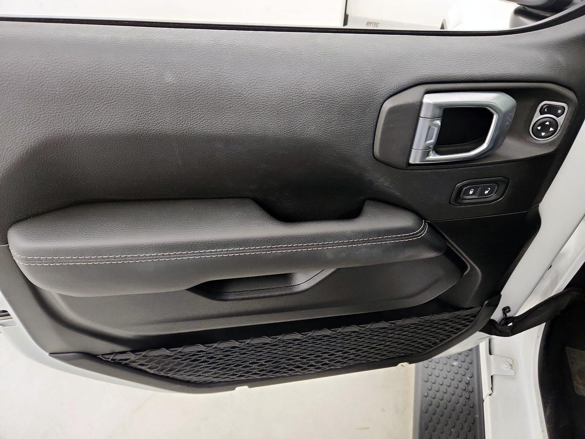 Thumbnail: 2021 Jeep Wrangler - 12