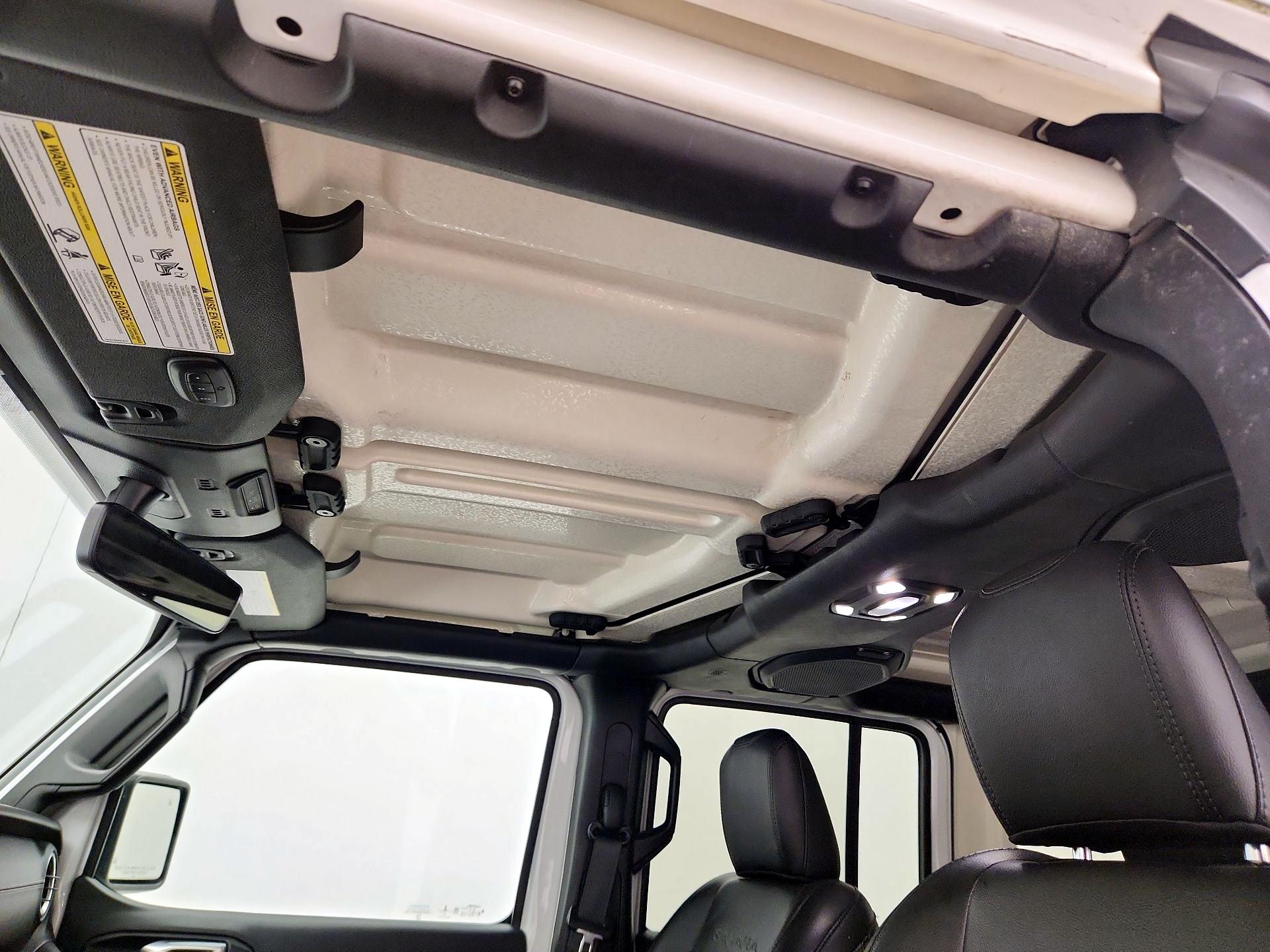 Thumbnail: 2021 Jeep Wrangler - 20